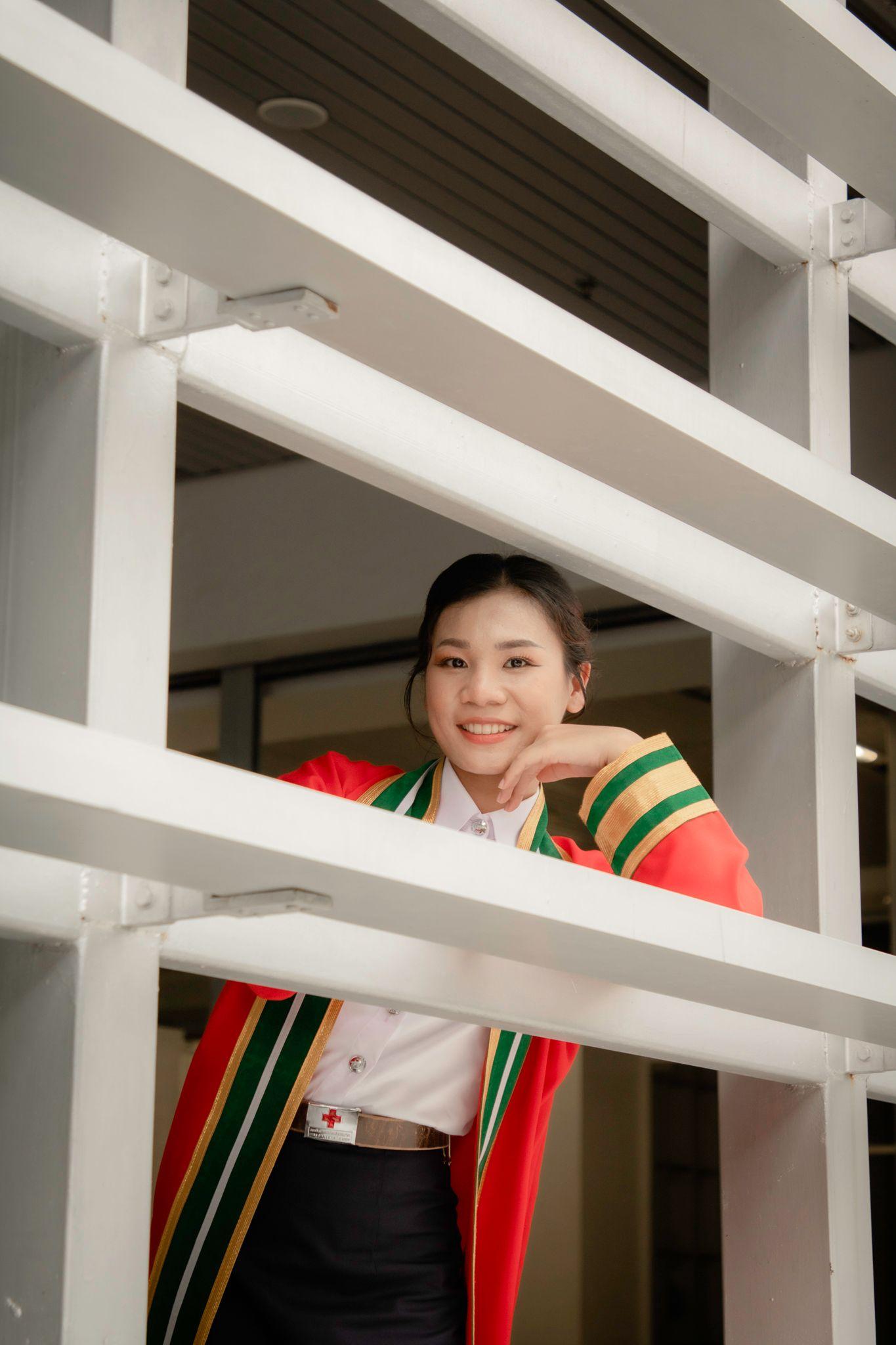 ผลงานรับปริญญา สถาบันการพยาบาลศรีสวรินทิราสภากาชาดไทย โดย F1RSTT.SHOTT ภาพที่ 1