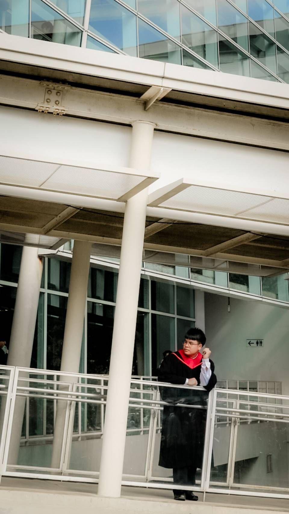 ผลงานรับปริญญา มหาวิทยาลัยกรุงเทพ โดย F1RSTT.SHOTT ภาพที่ 1