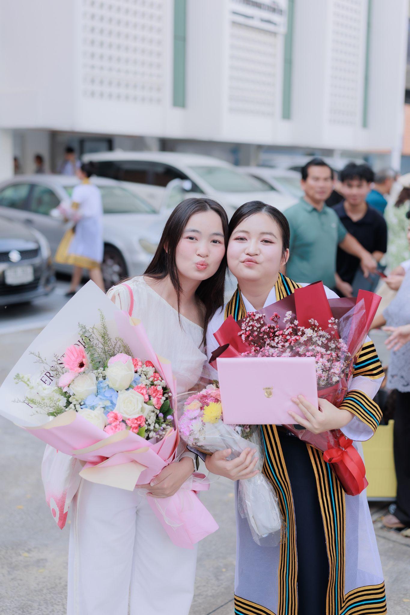 ผลงานรับปริญญา จุฬาลงกรณ์มหาวิทยาลัย โดย Ma’milk foto ภาพที่ 10