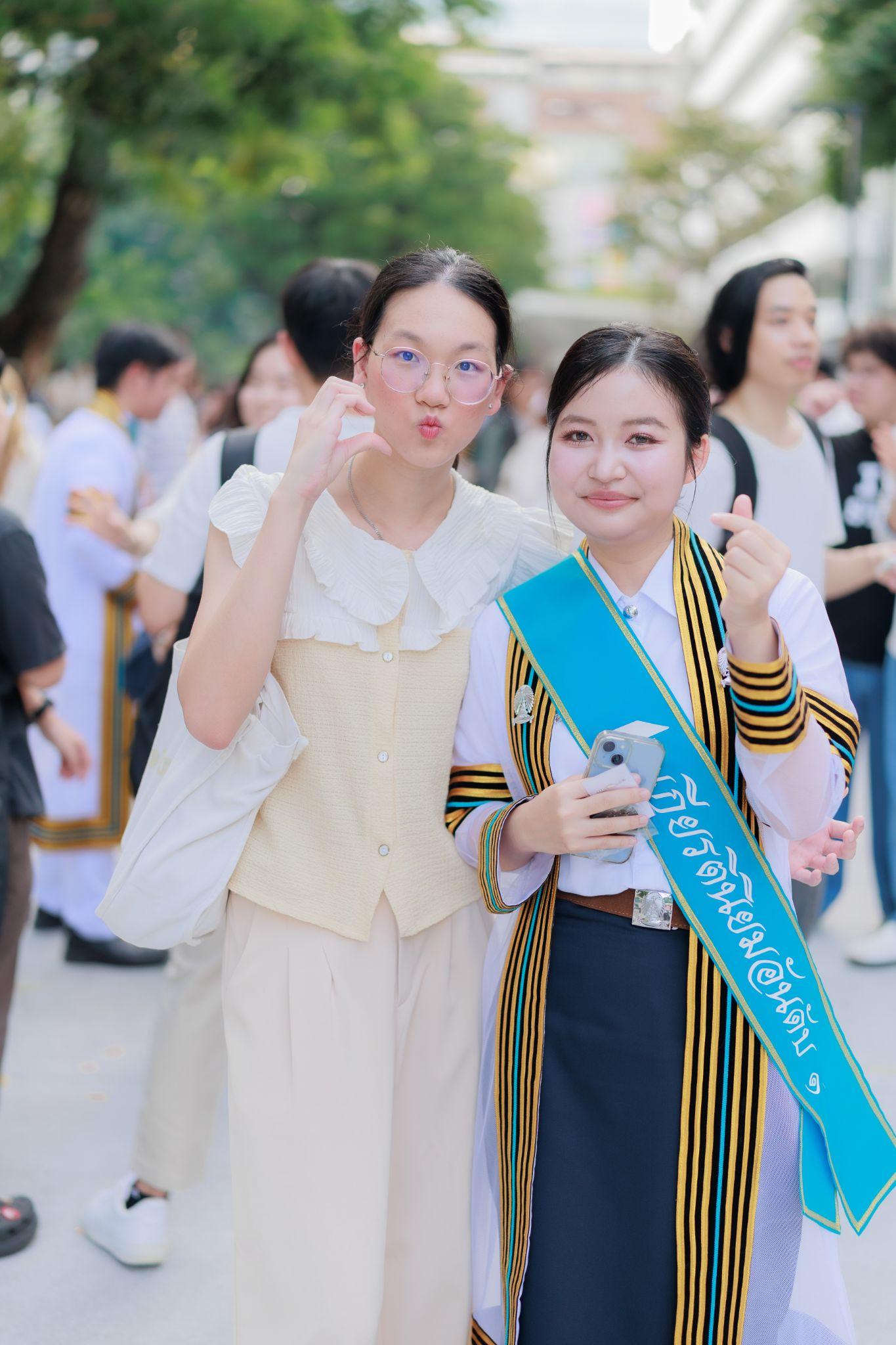 ผลงานรับปริญญา จุฬาลงกรณ์มหาวิทยาลัย โดย Ma’milk foto ภาพที่ 16