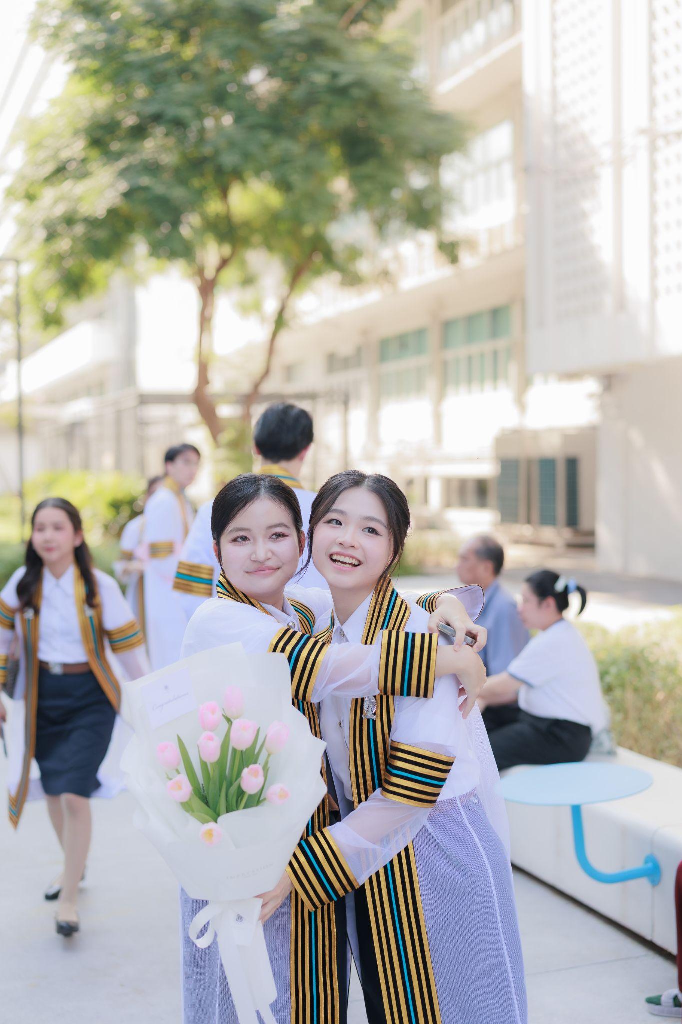 ผลงานรับปริญญา จุฬาลงกรณ์มหาวิทยาลัย โดย Ma’milk foto ภาพที่ 1