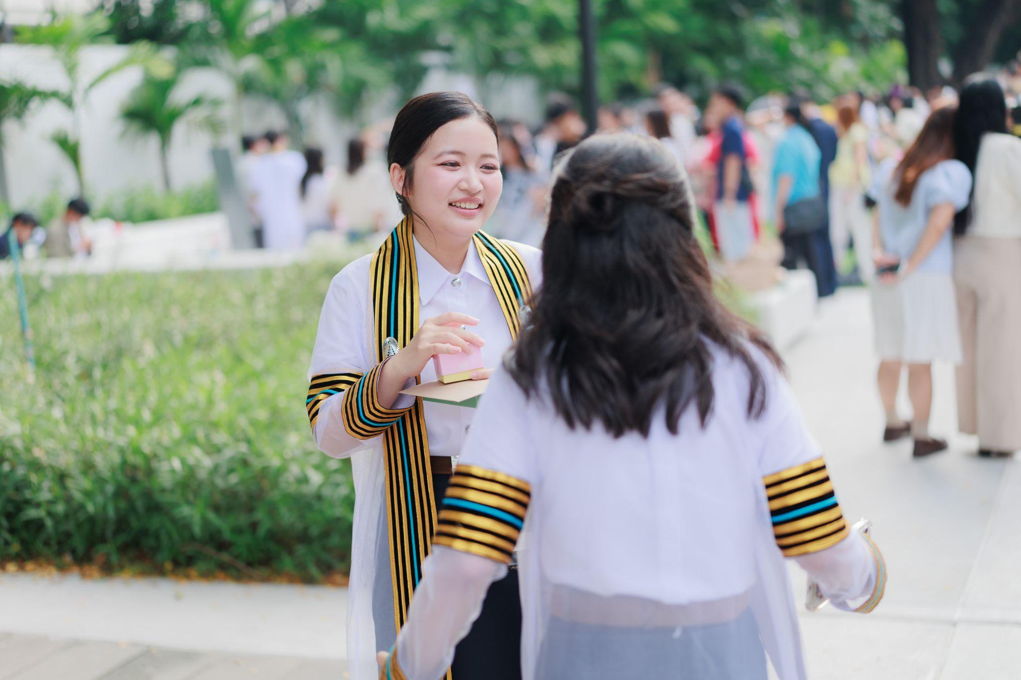 ผลงานรับปริญญา จุฬาลงกรณ์มหาวิทยาลัย โดย Ma’milk foto ภาพที่ 9
