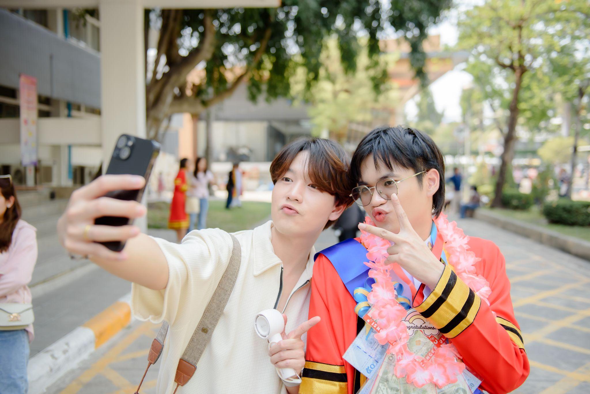 ผลงานรับปริญญา สถาบันเทคโนโลยีพระจอมเกล้าเจ้าคุณทหารลาดกระบัง โดย Memo_Asry ภาพที่ 9