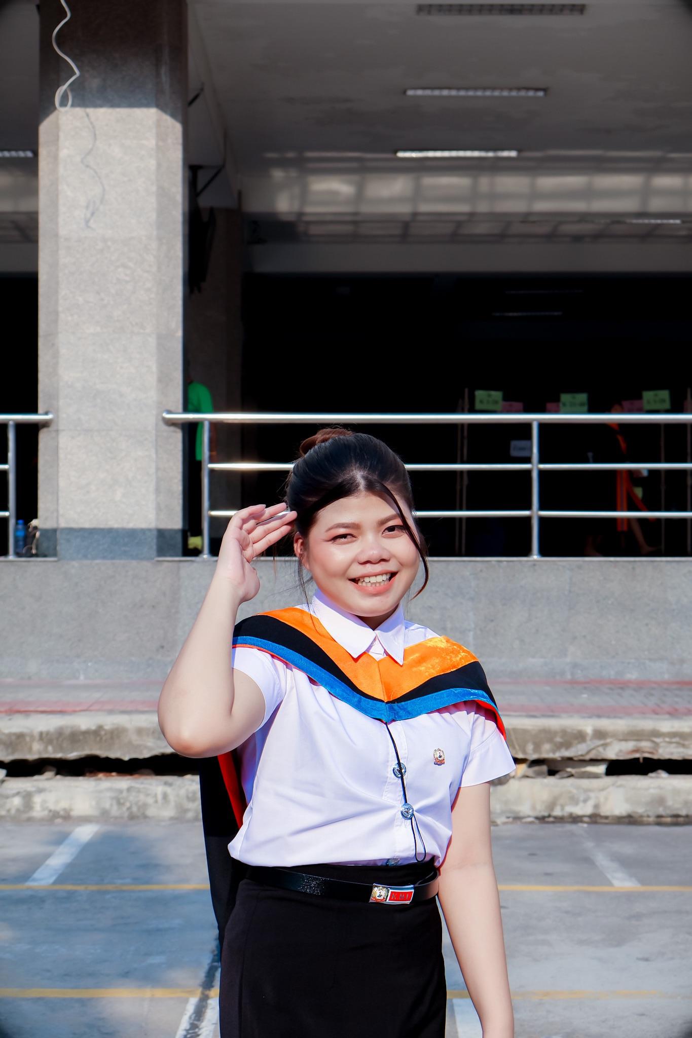 ผลงานรับปริญญา โดย bright ภาพที่ 2