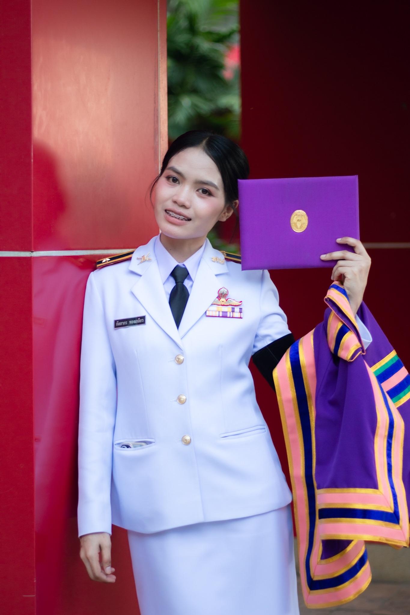 ผลงานรับปริญญา มหาวิทยาลัยราชภัฏบ้านสมเด็จเจ้าพระยา โดย JJ Photo Gen Z ภาพที่ 1