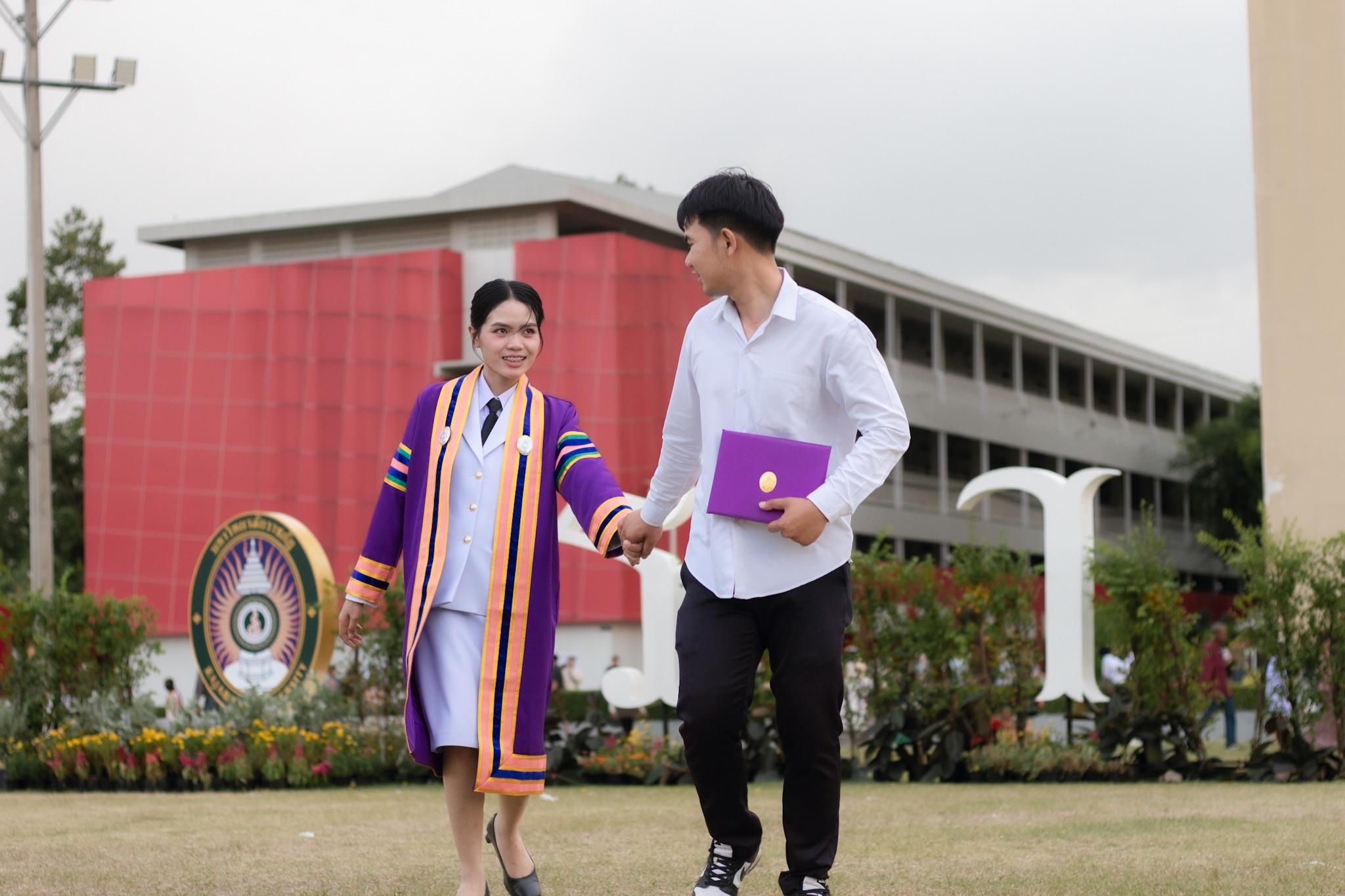ผลงานรับปริญญา มหาวิทยาลัยราชภัฏบ้านสมเด็จเจ้าพระยา โดย JJ Photo Gen Z ภาพที่ 5
