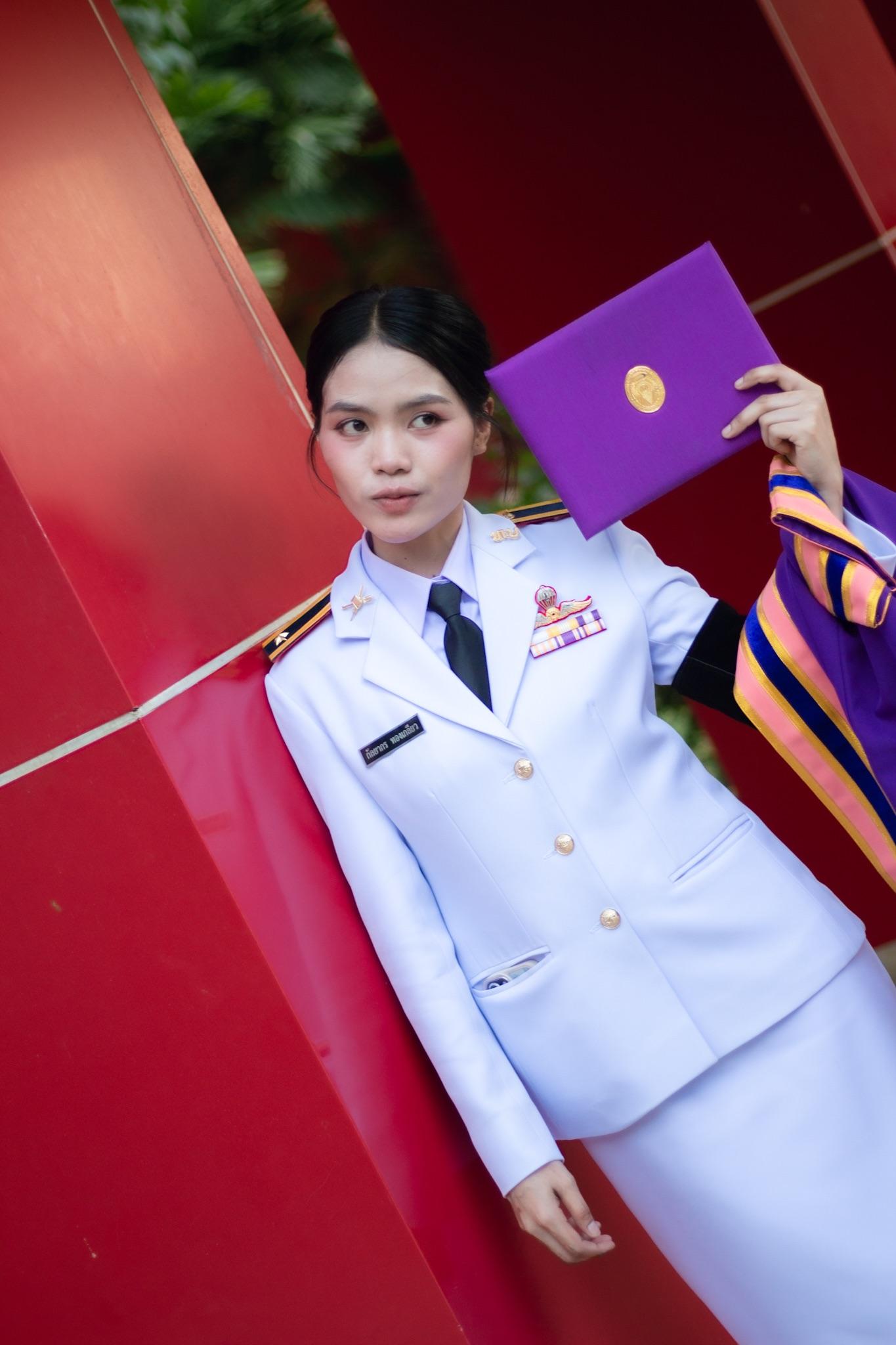ผลงานรับปริญญา มหาวิทยาลัยราชภัฏบ้านสมเด็จเจ้าพระยา โดย JJ Photo Gen Z ภาพที่ 2