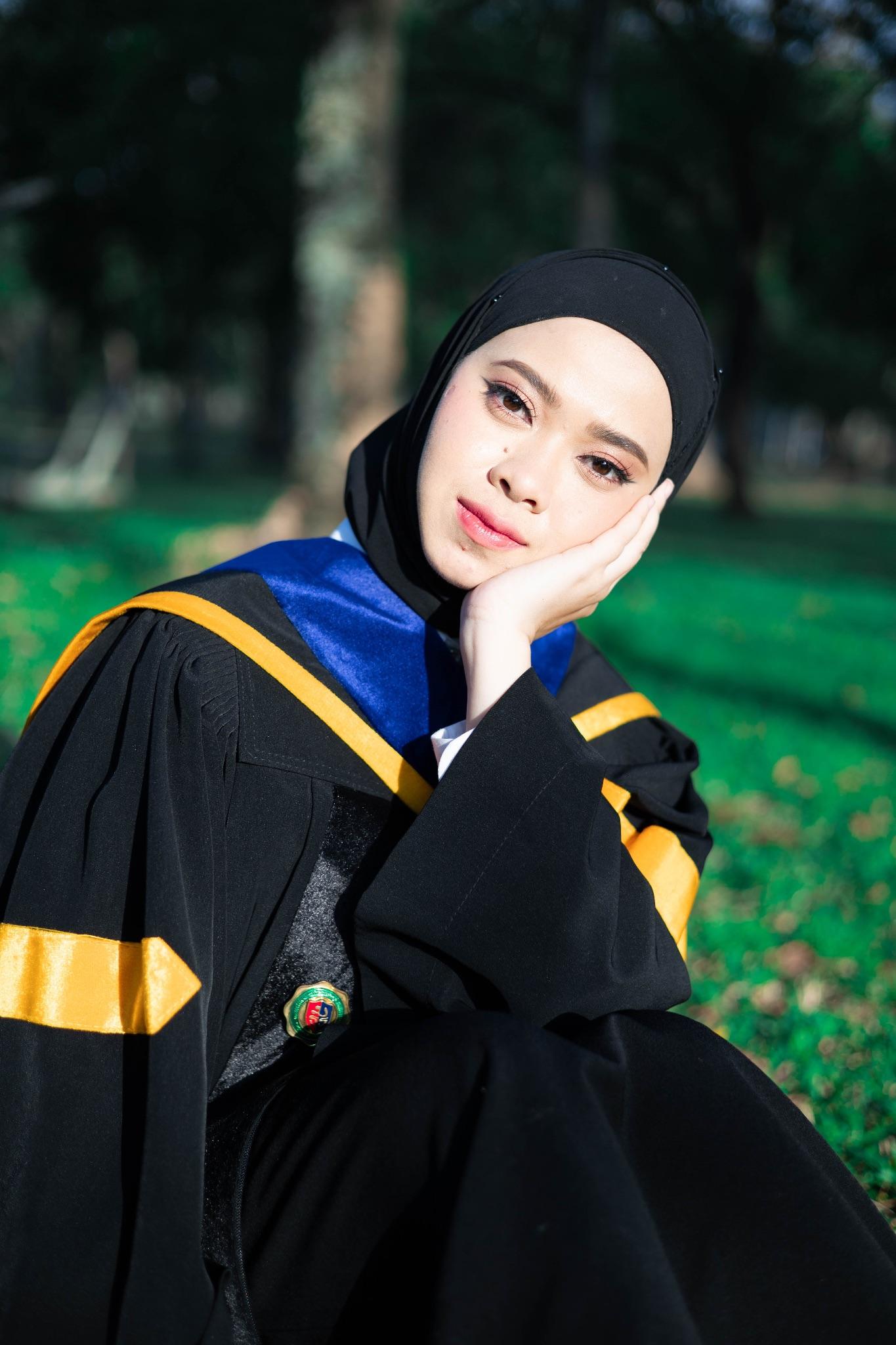 ผลงานรับปริญญา โดย หวานเอง ภาพที่ 2