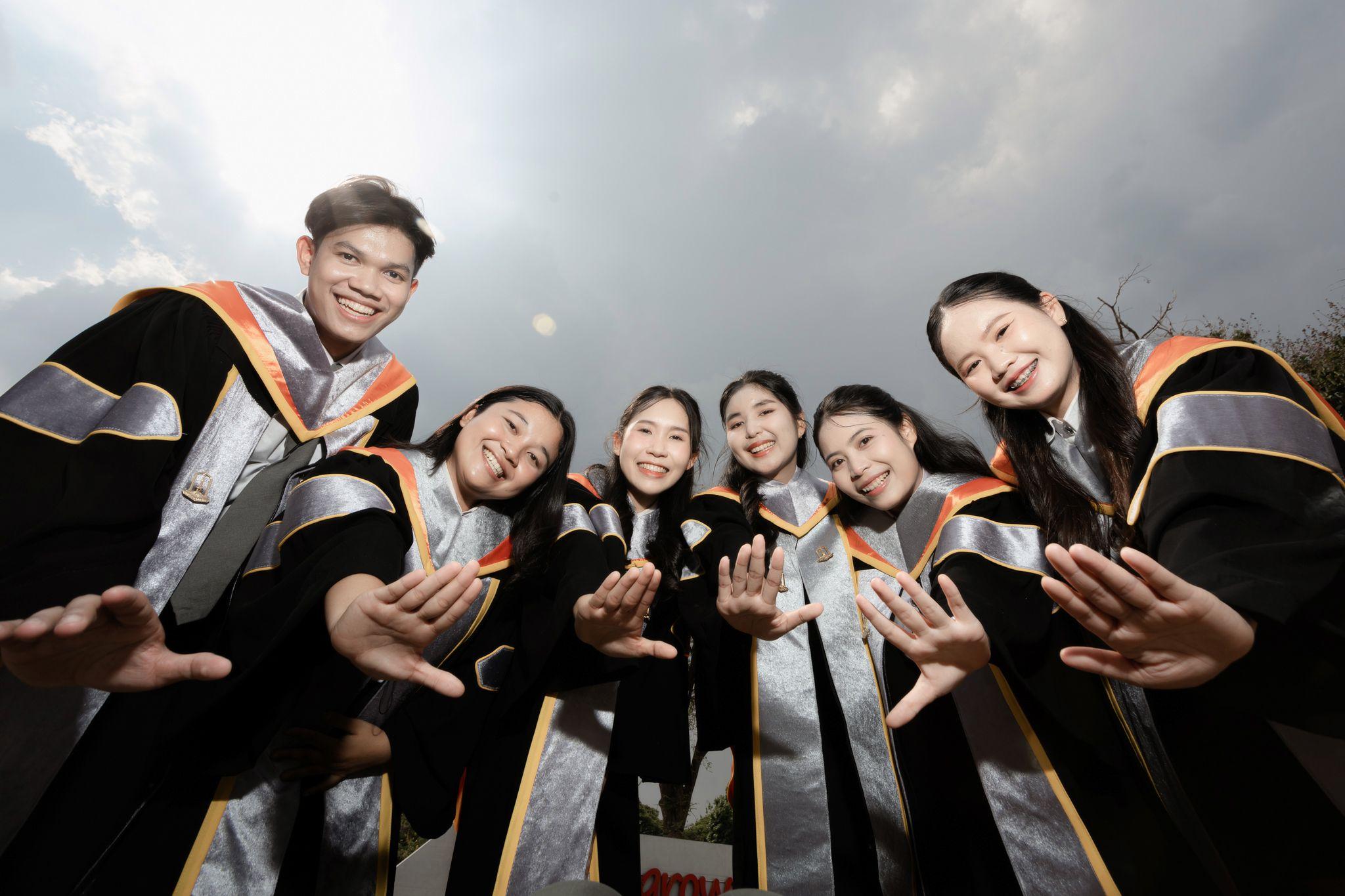ผลงานรับปริญญา มหาวิทยาลัยมหาสารคาม โดย Q121PH - ไอ้ช่างภาพ ภาพที่ 1