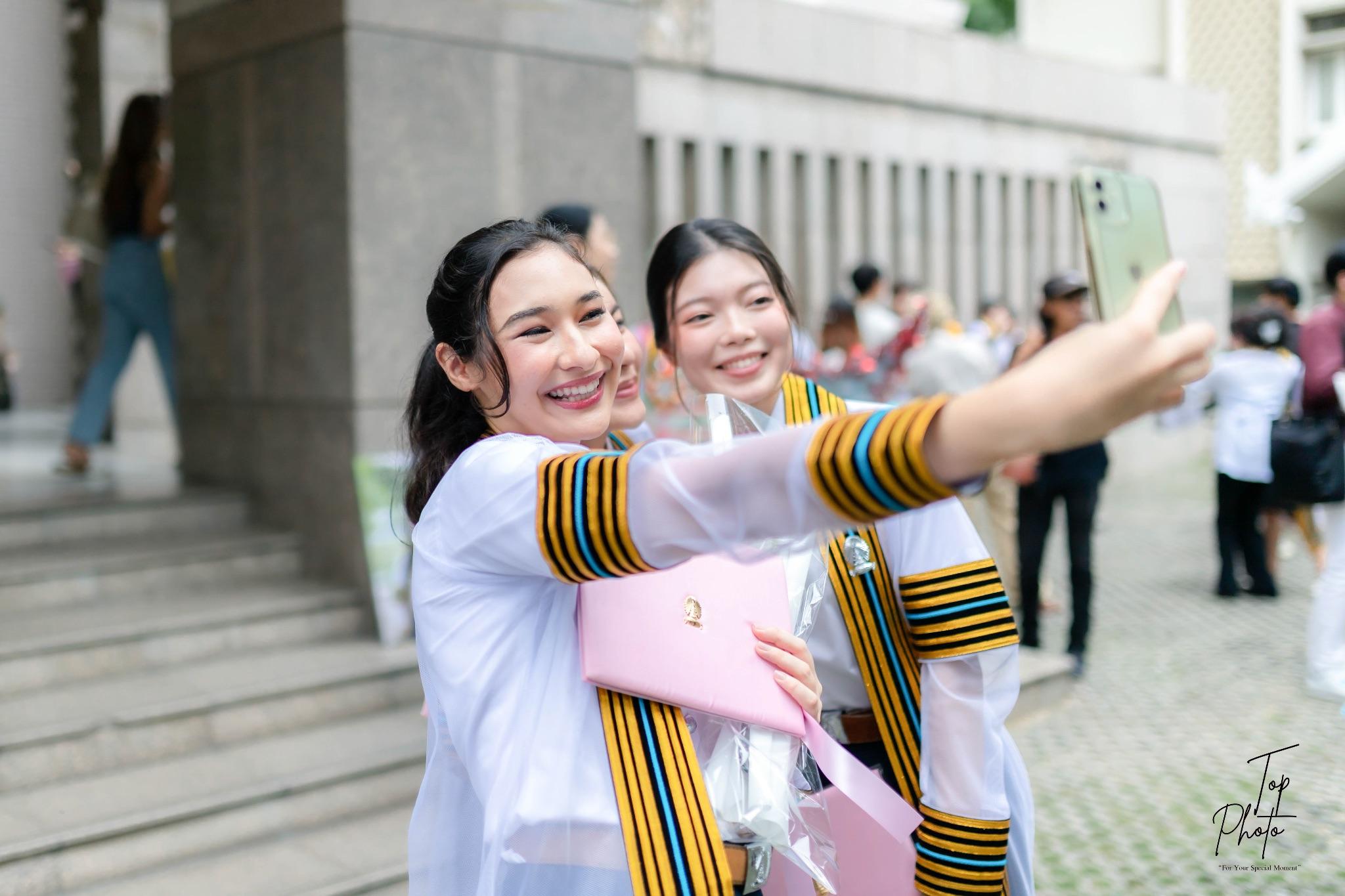 ผลงานรับปริญญา จุฬาลงกรณ์มหาวิทยาลัย โดย TOP PHOTO ภาพที่ 5