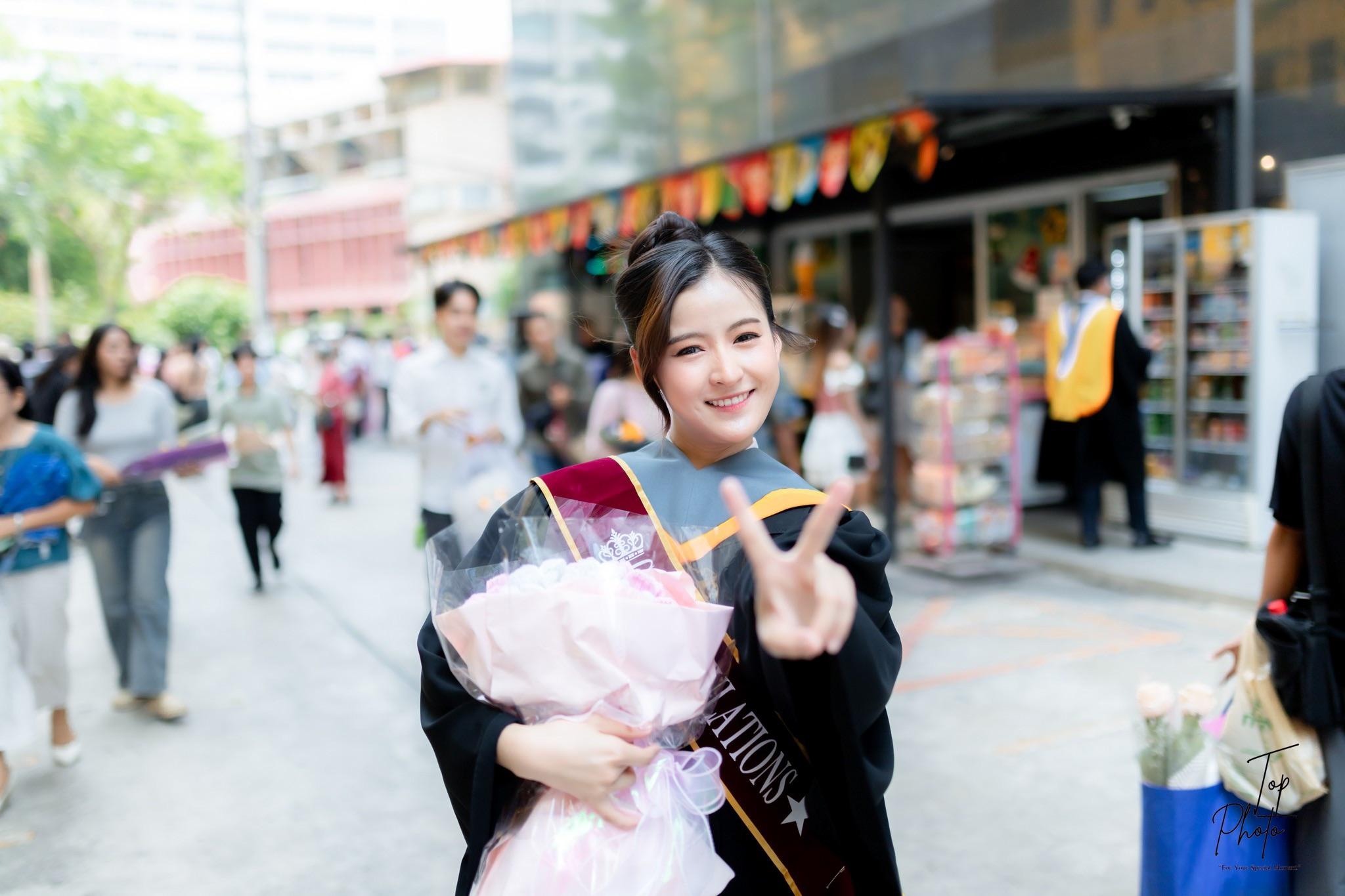 ผลงานรับปริญญา มหาวิทยาลัยบูรพา โดย TOP PHOTO ภาพที่ 7