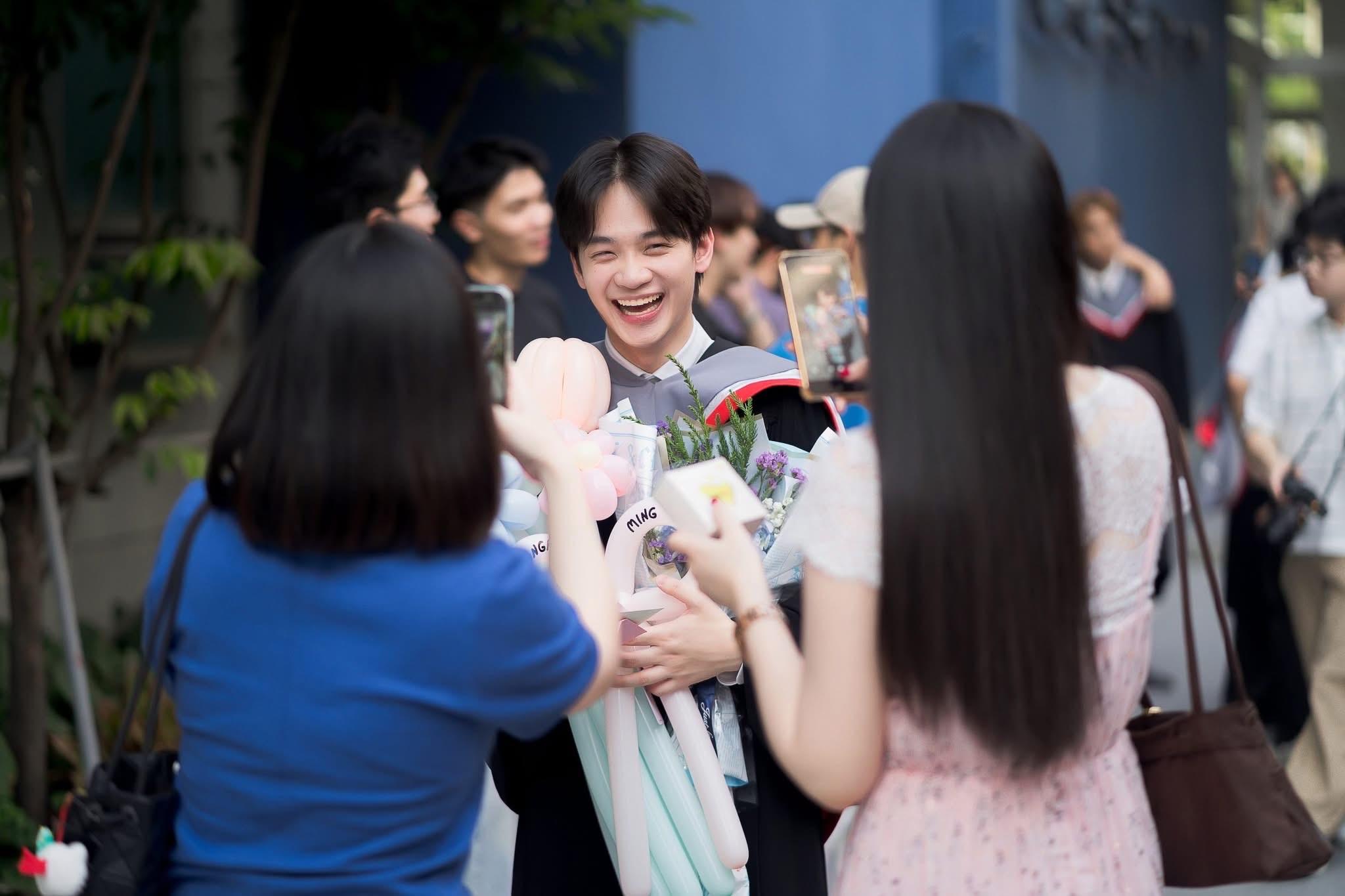 ผลงานรับปริญญา โดย Novemb ภาพที่ 19
