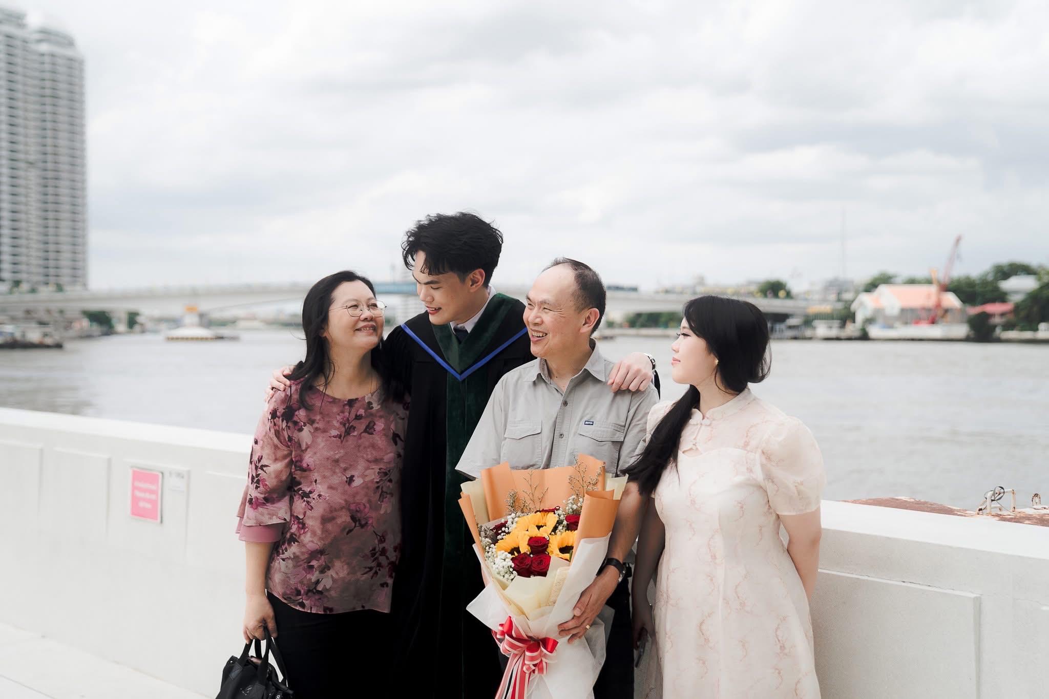 ผลงานรับปริญญา โดย Novemb ภาพที่ 9