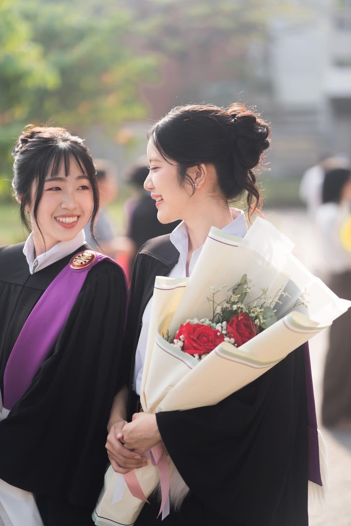 ผลงานรับปริญญา โดย Novemb ภาพที่ 15