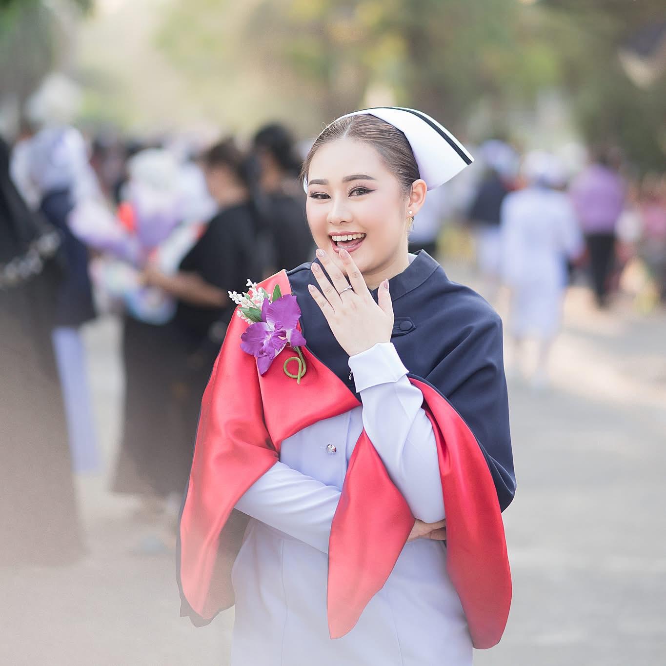 ผลงานรับปริญญา โดย Novemb ภาพที่ 15