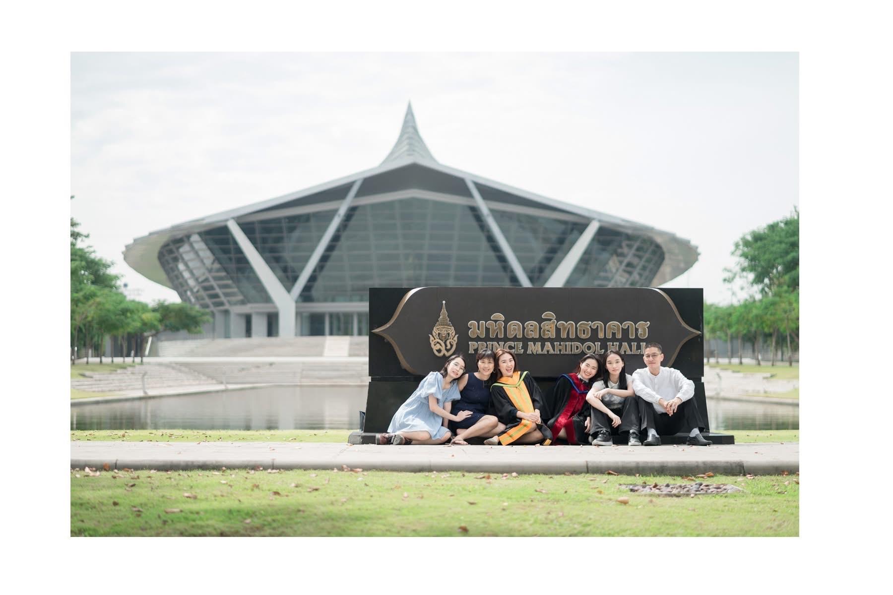 ผลงานรับปริญญา โดย Novemb ภาพที่ 10