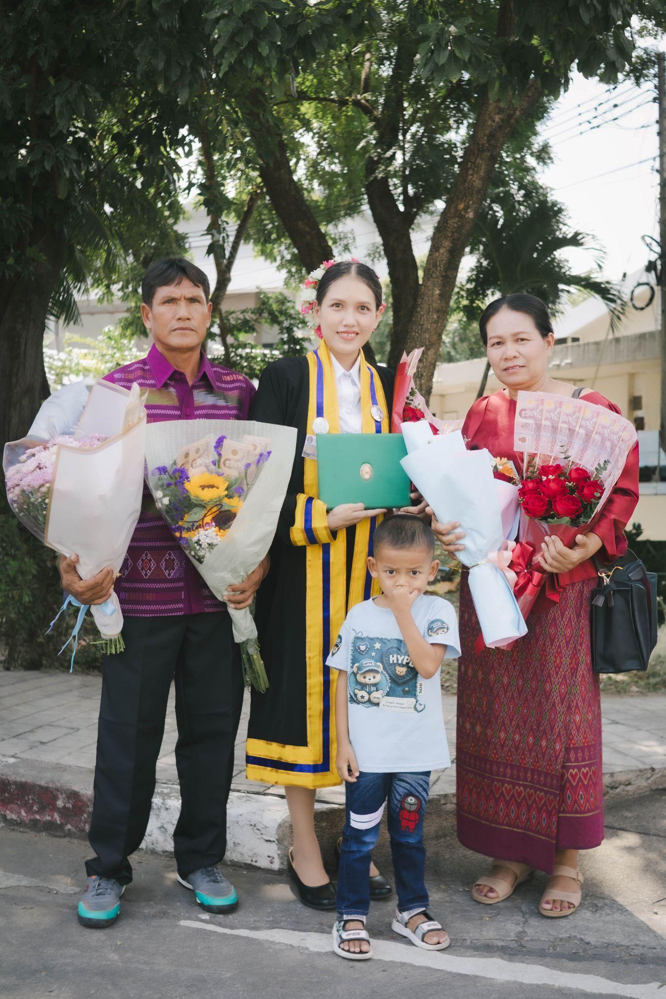 ผลงานรับปริญญา มหาวิทยาลัยราชภัฏนครราชสีมา โดย NTP Photographer ภาพที่ 3