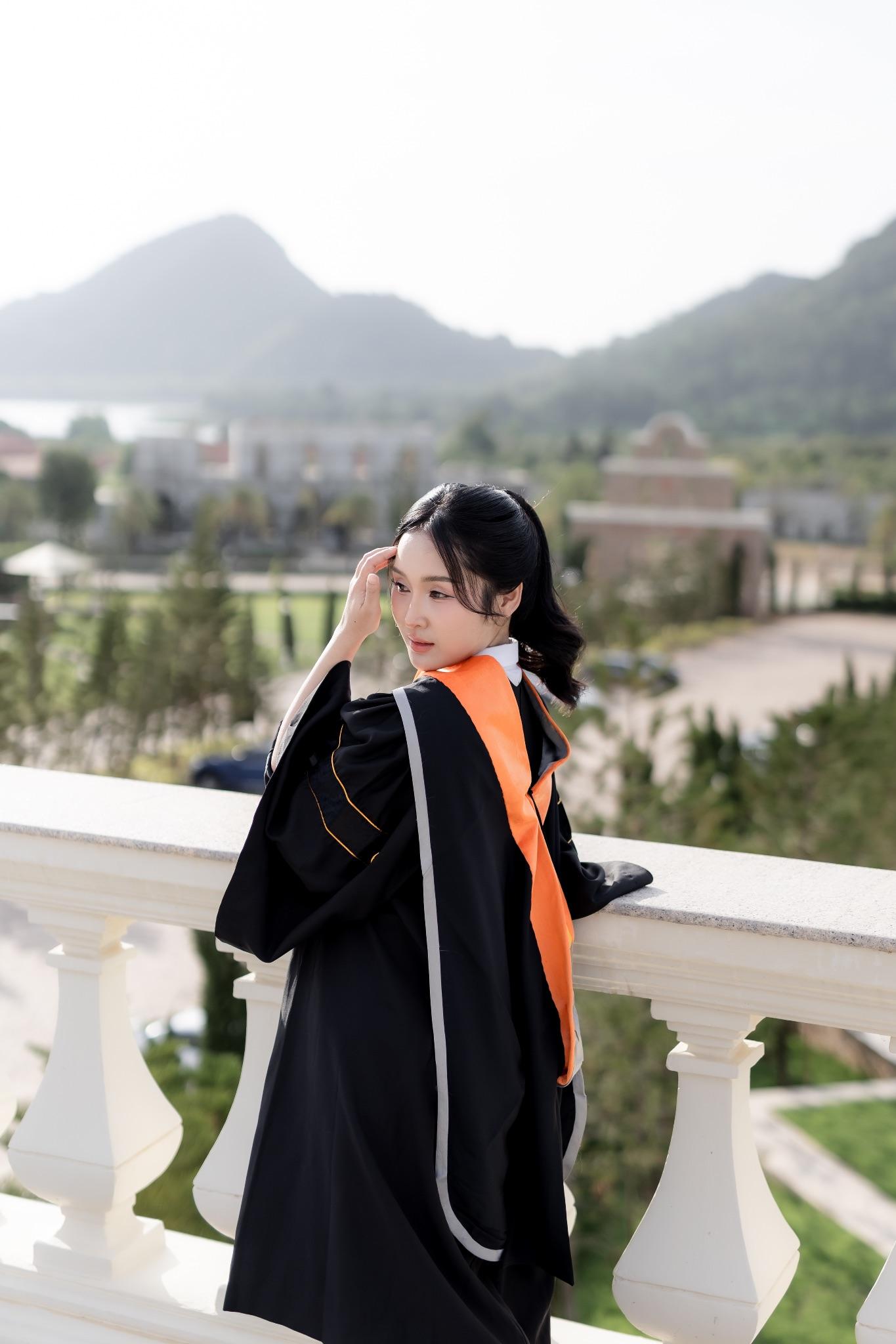 ผลงานรับปริญญา โดย Anuwat Photo ภาพที่ 1