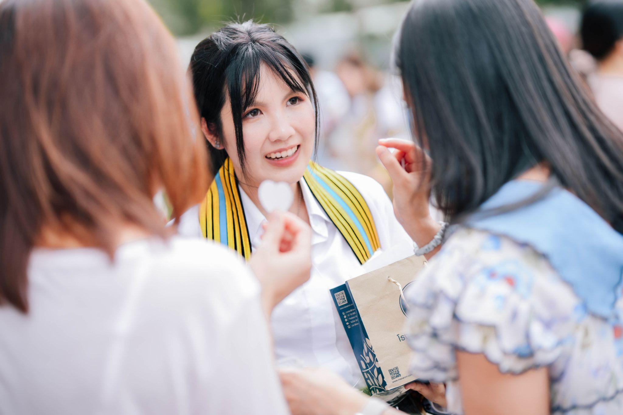 ผลงานรับปริญญา จุฬาลงกรณ์มหาวิทยาลัย โดย lensblur ภาพที่ 11