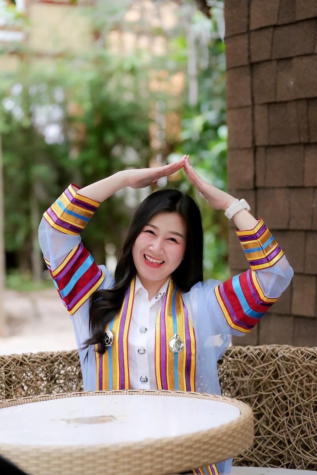 ผลงานรับปริญญา มหาวิทยาลัยกาฬสินธุ์ โดย ผ้าขาวม้าPhoto ภาพที่ 7