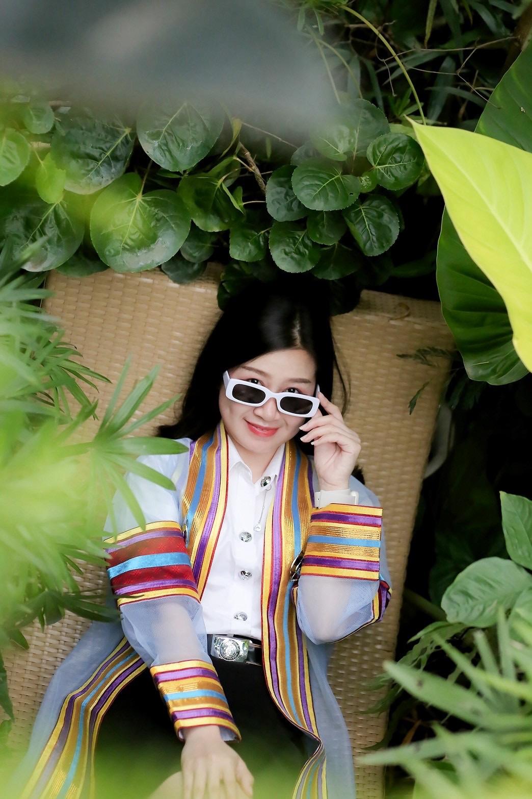 ผลงานรับปริญญา มหาวิทยาลัยกาฬสินธุ์ โดย ผ้าขาวม้าPhoto ภาพที่ 4