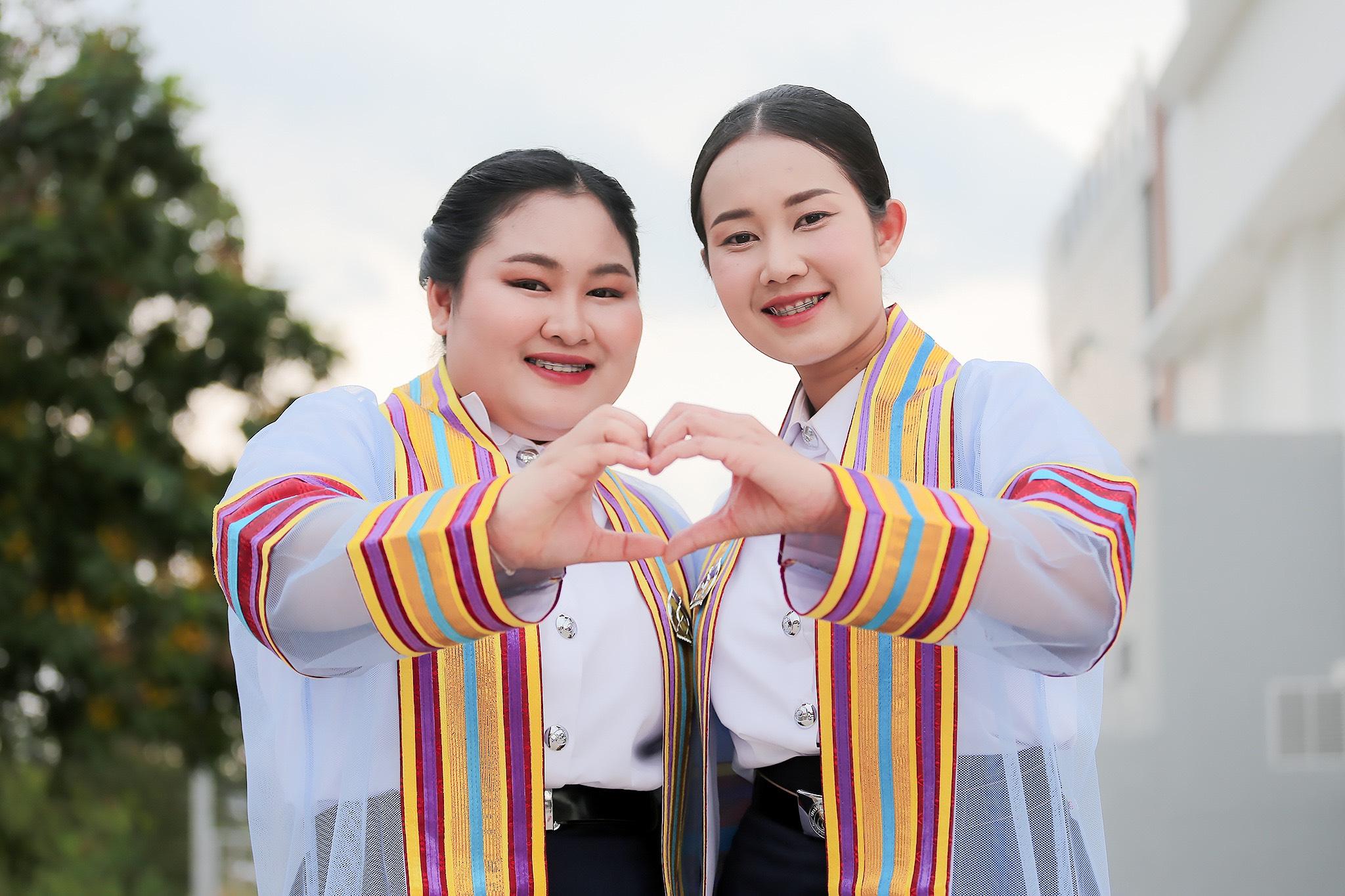 ผลงานรับปริญญา มหาวิทยาลัยกาฬสินธุ์ โดย ผ้าขาวม้าPhoto ภาพที่ 5