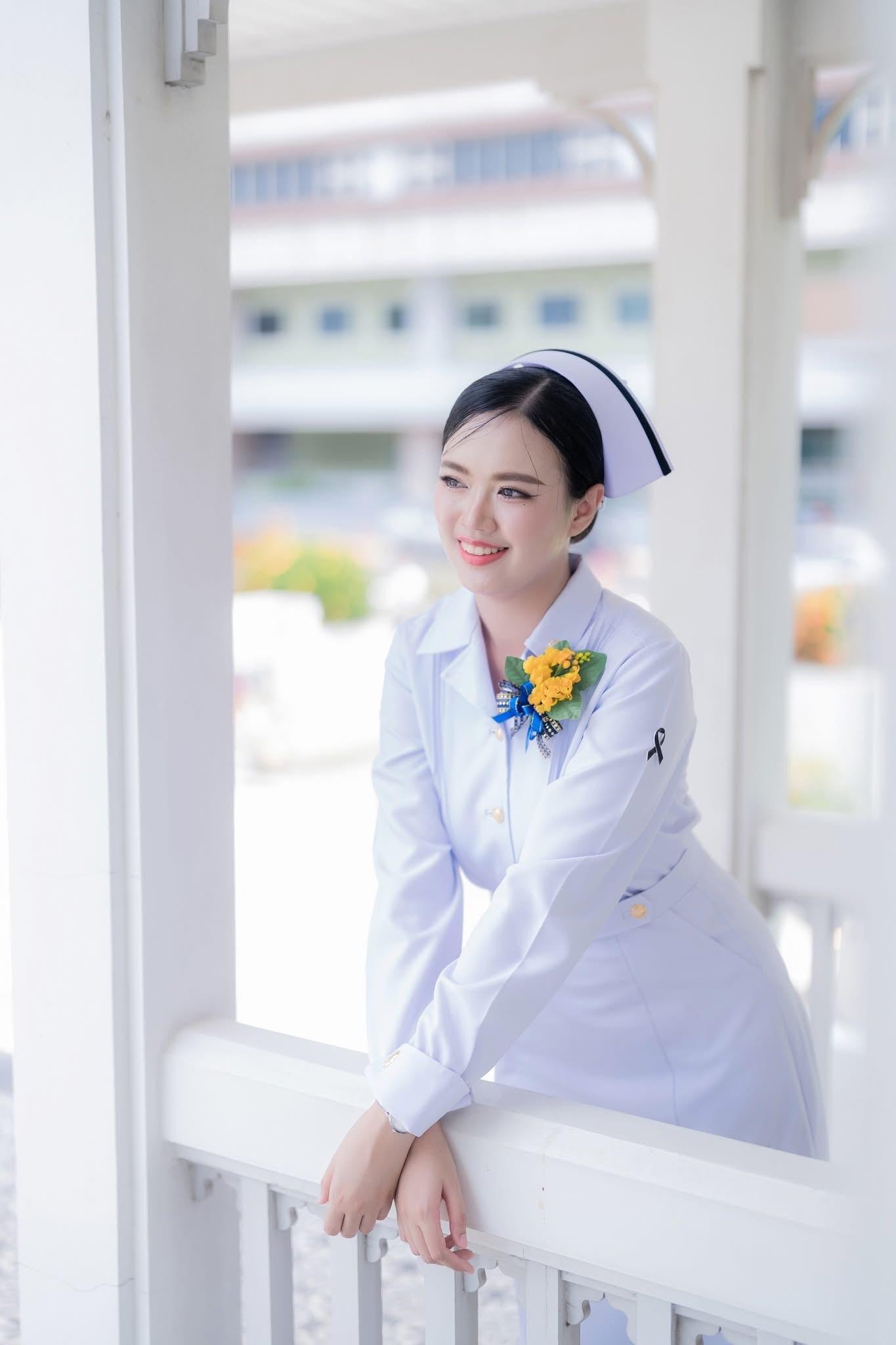 ผลงานรับปริญญา วิทยาลัยพยาบาลกองทัพเรือ โดย PeyuttFoto ภาพที่ 1