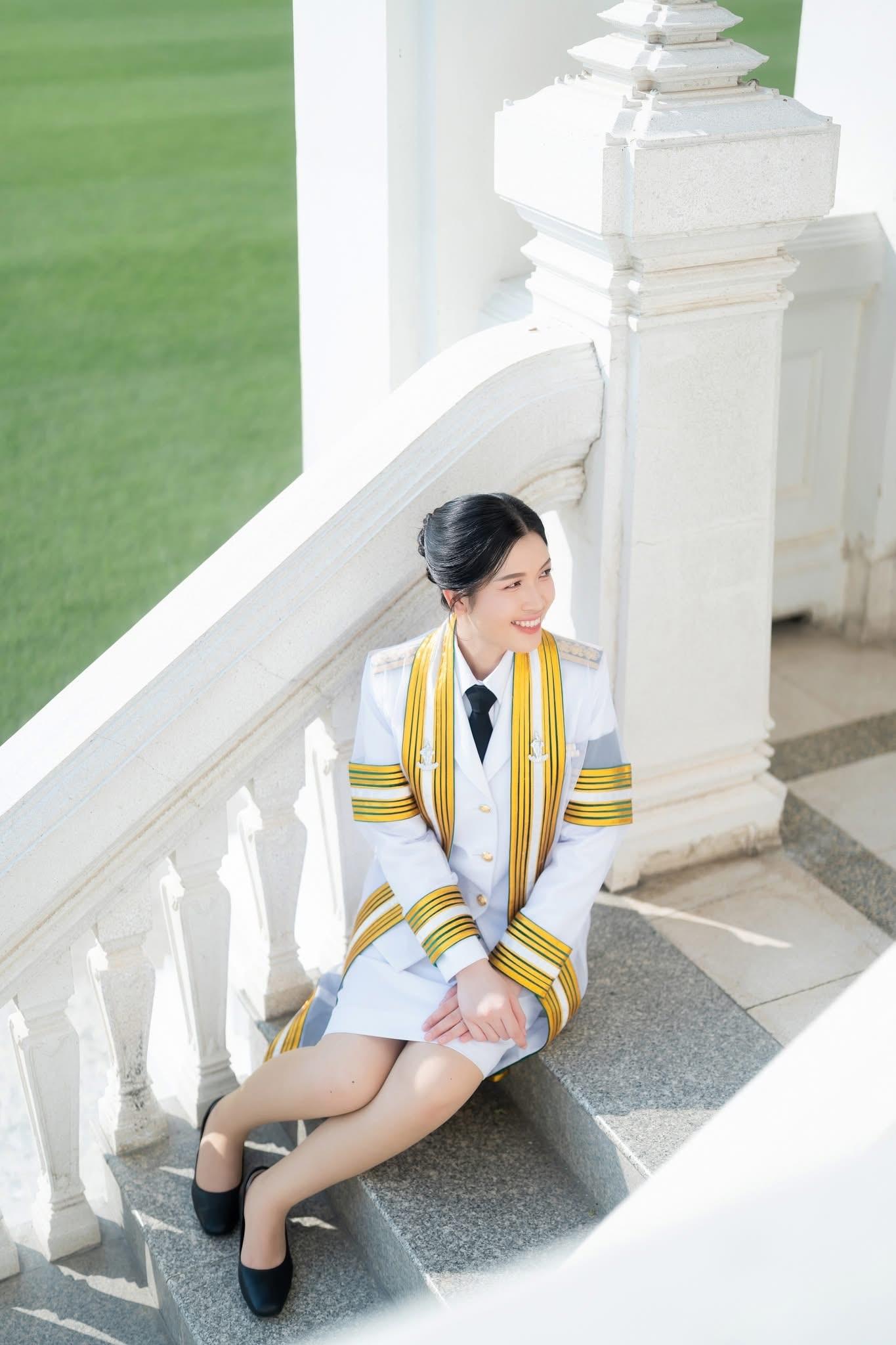 ผลงานรับปริญญา มหาวิทยาลัยนวมินทราธิราช โดย PeyuttFoto ภาพที่ 10