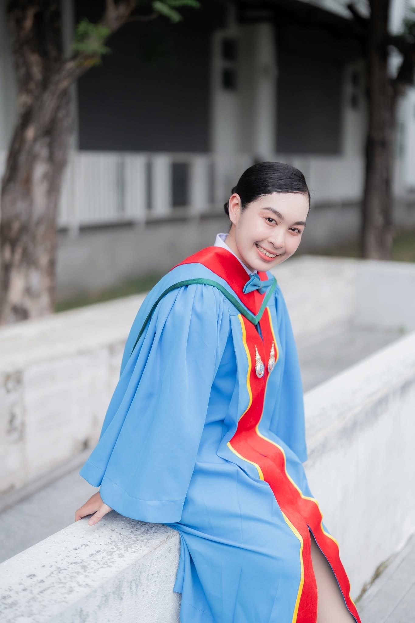 ผลงานรับปริญญา สถาบันพระบรมราชชนก โดย PeyuttFoto ภาพที่ 16