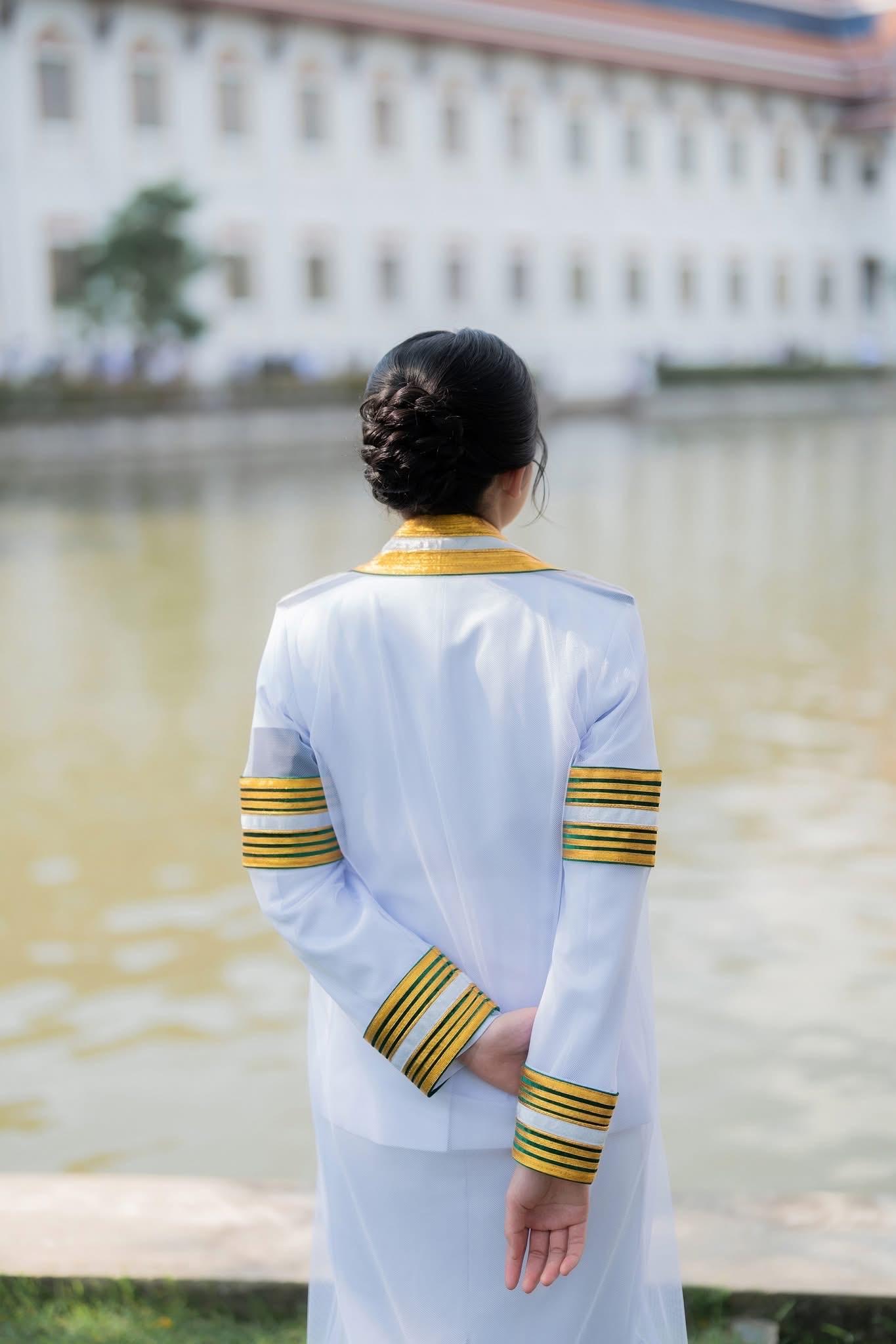 ผลงานรับปริญญา มหาวิทยาลัยนวมินทราธิราช โดย PeyuttFoto ภาพที่ 8