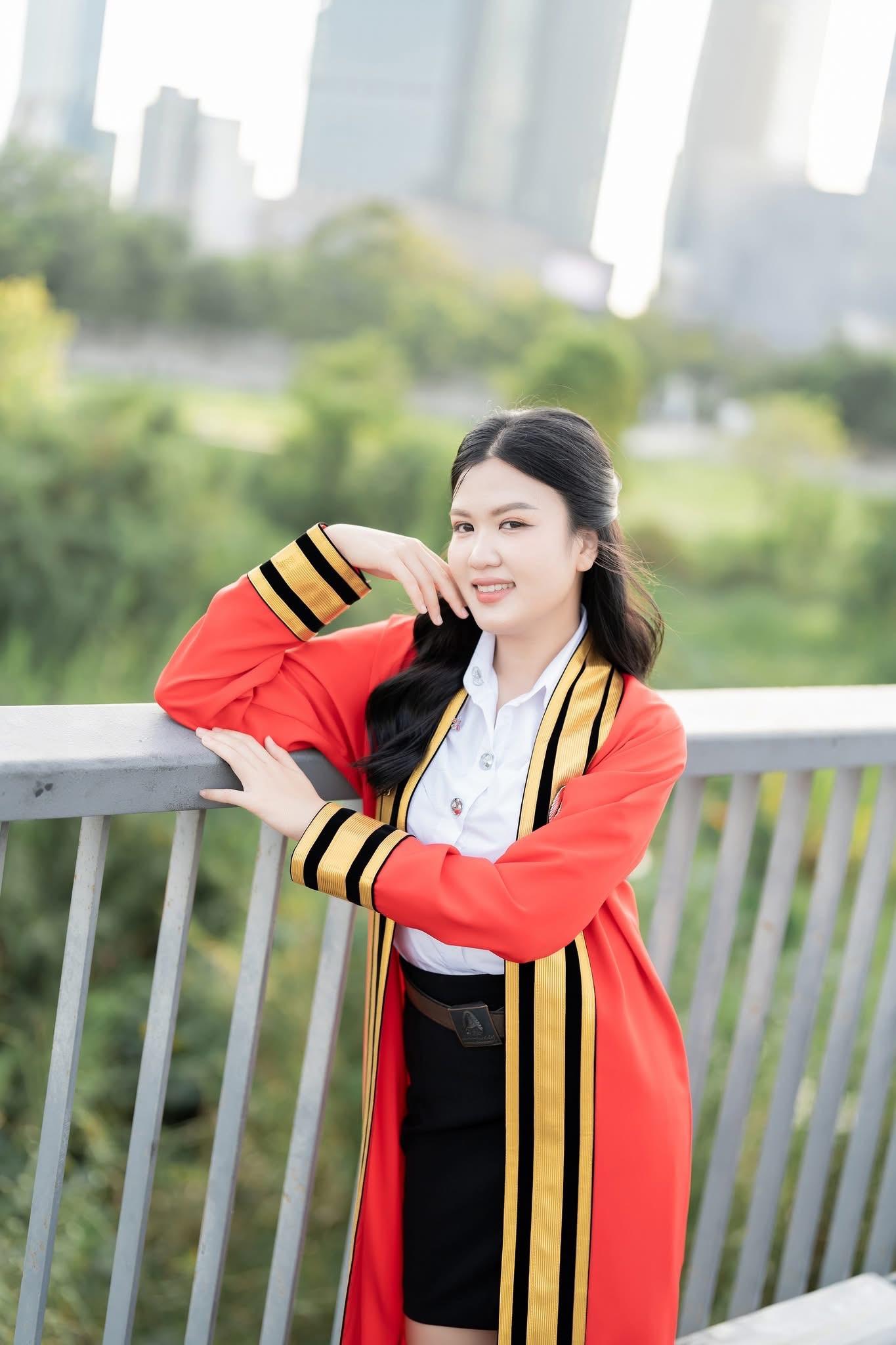 ผลงานรับปริญญา โดย PeyuttFoto ภาพที่ 3