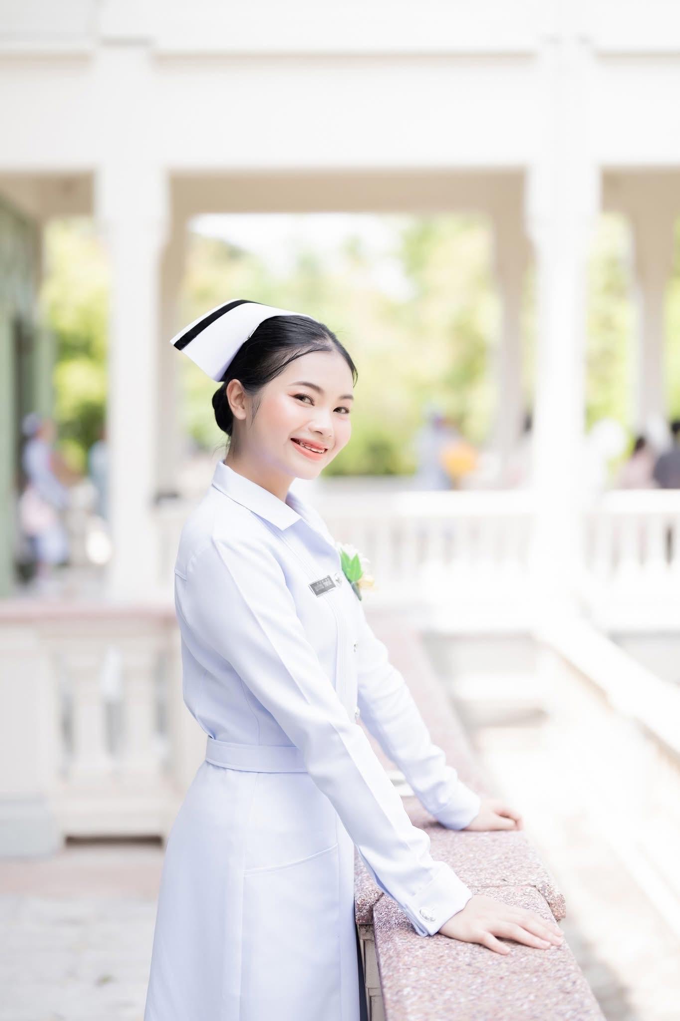 ผลงานรับปริญญา วิทยาลัยพยาบาลกองทัพบก โดย PeyuttFoto ภาพที่ 2