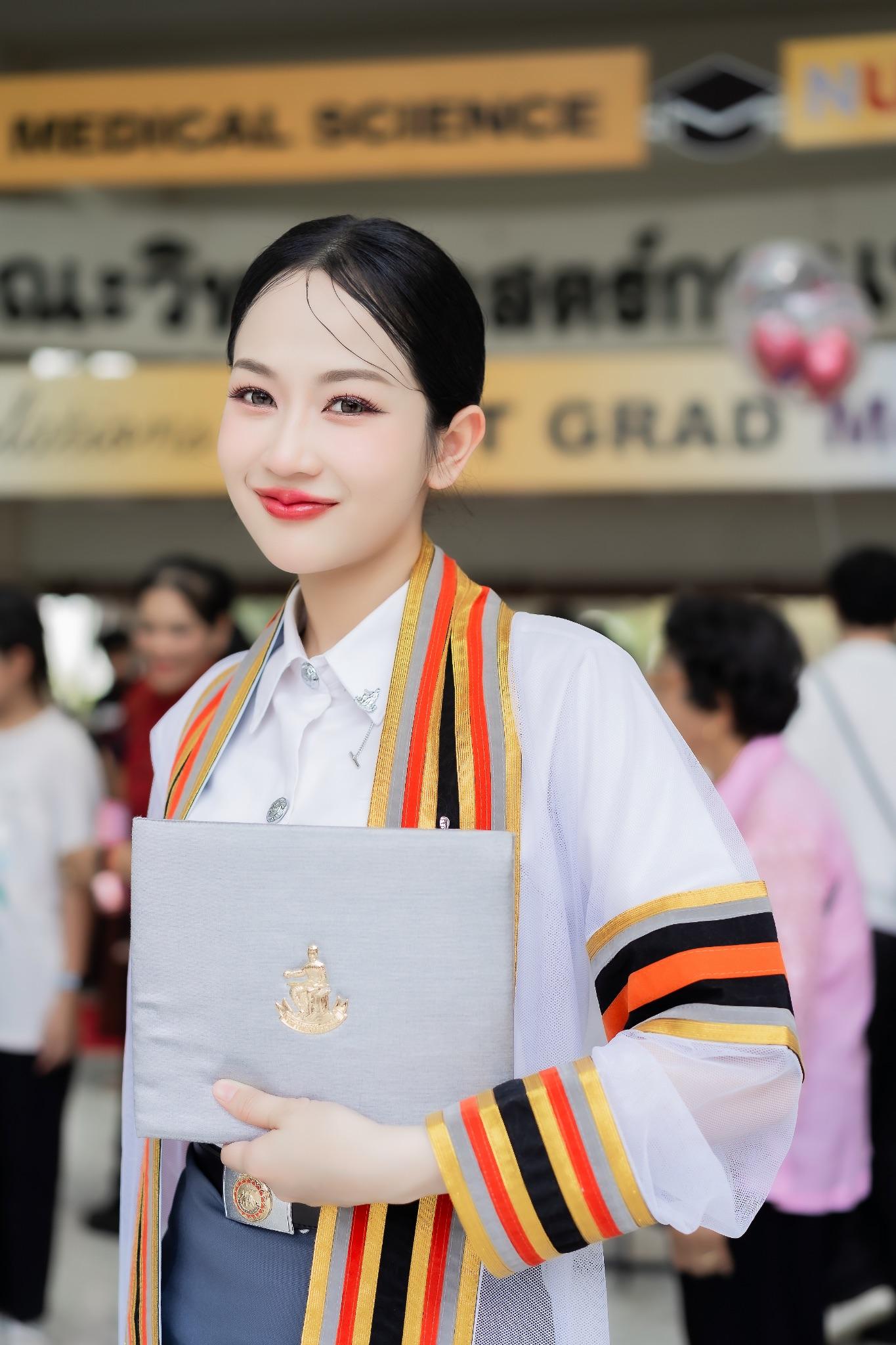 ผลงานรับปริญญา มหาวิทยาลัยนเรศวร โดย NP Photo ภาพที่ 8