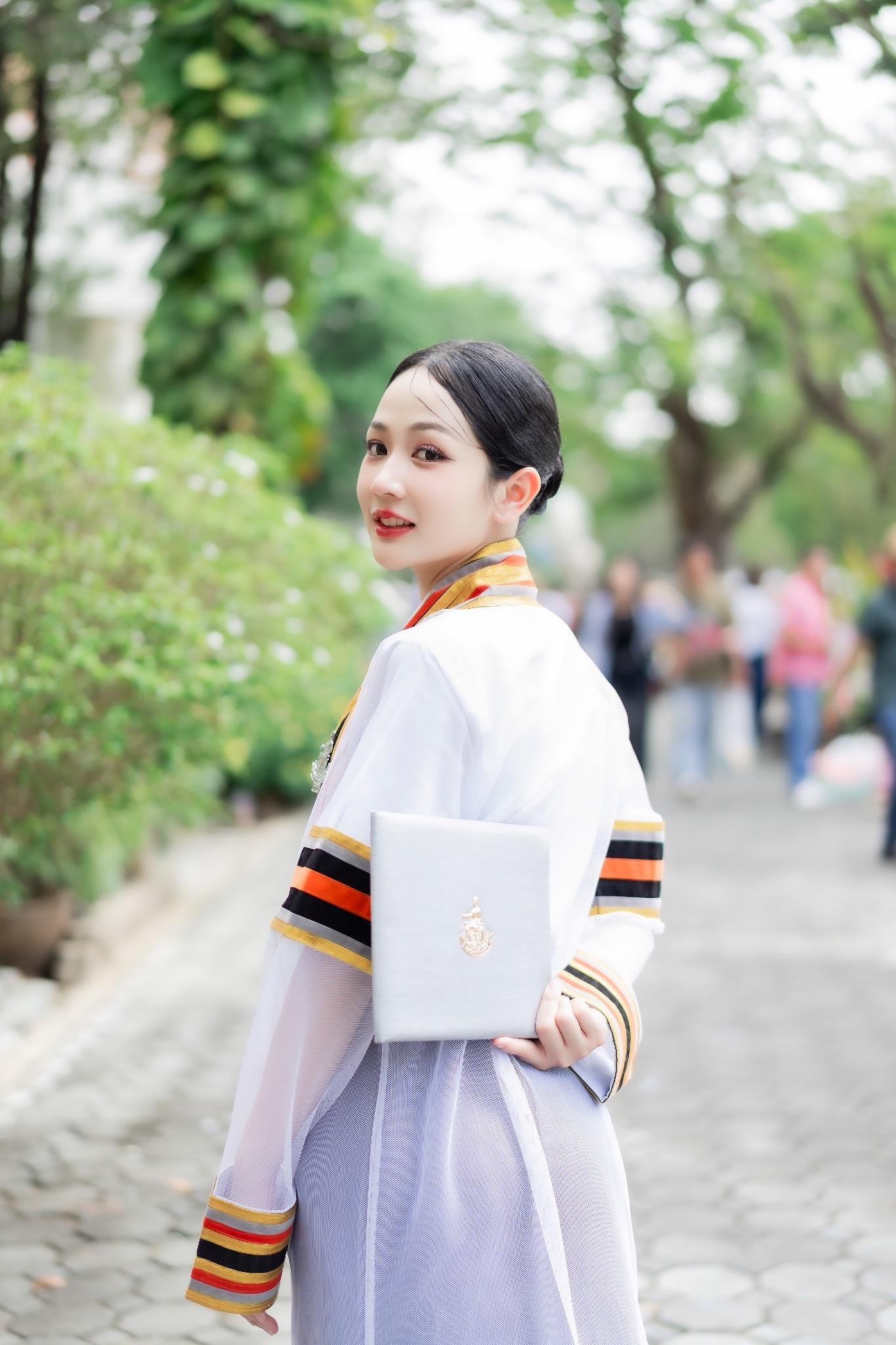 ผลงานรับปริญญา มหาวิทยาลัยนเรศวร โดย NP Photo ภาพที่ 1