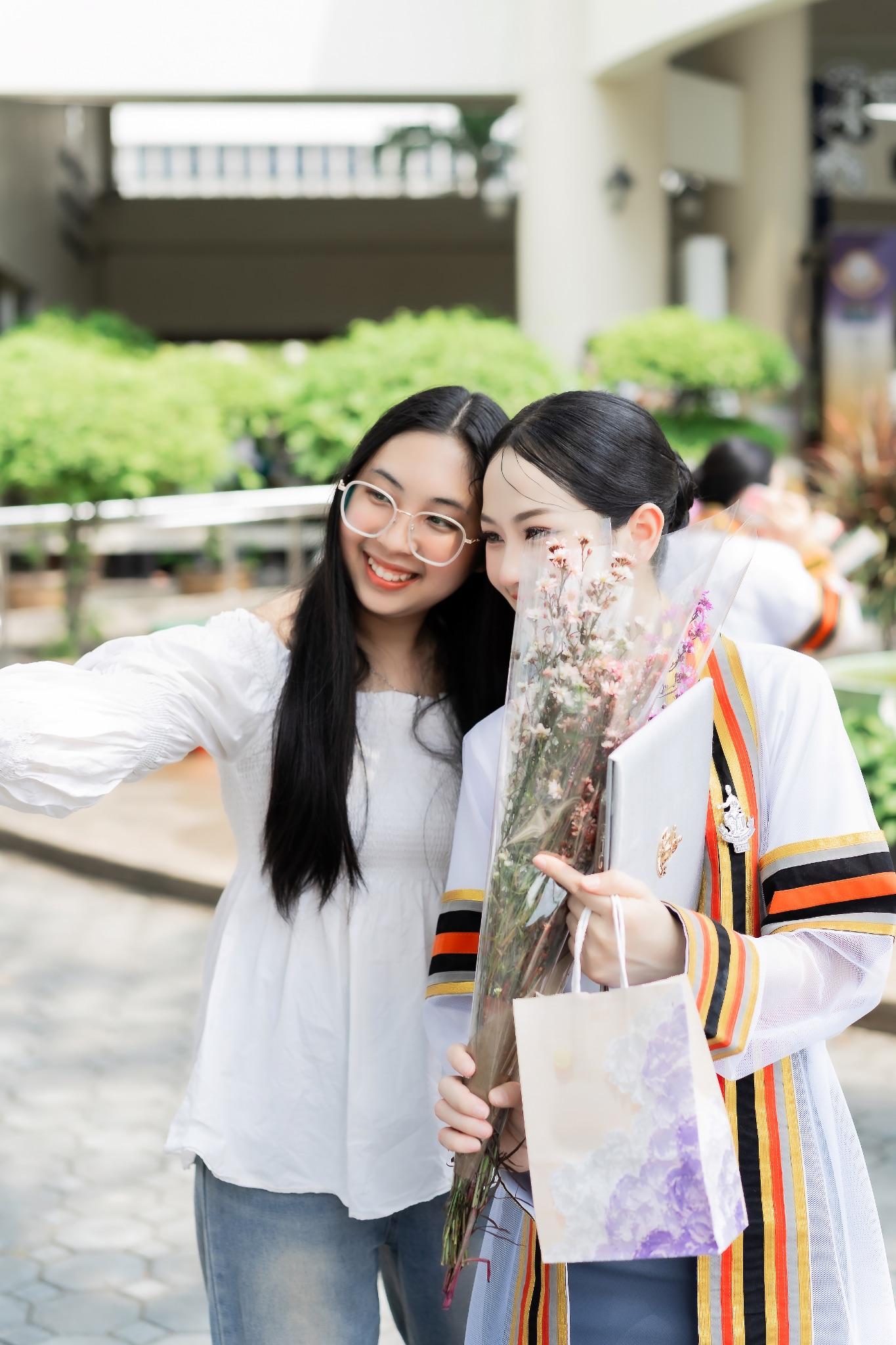 ผลงานรับปริญญา มหาวิทยาลัยนเรศวร โดย NP Photo ภาพที่ 10