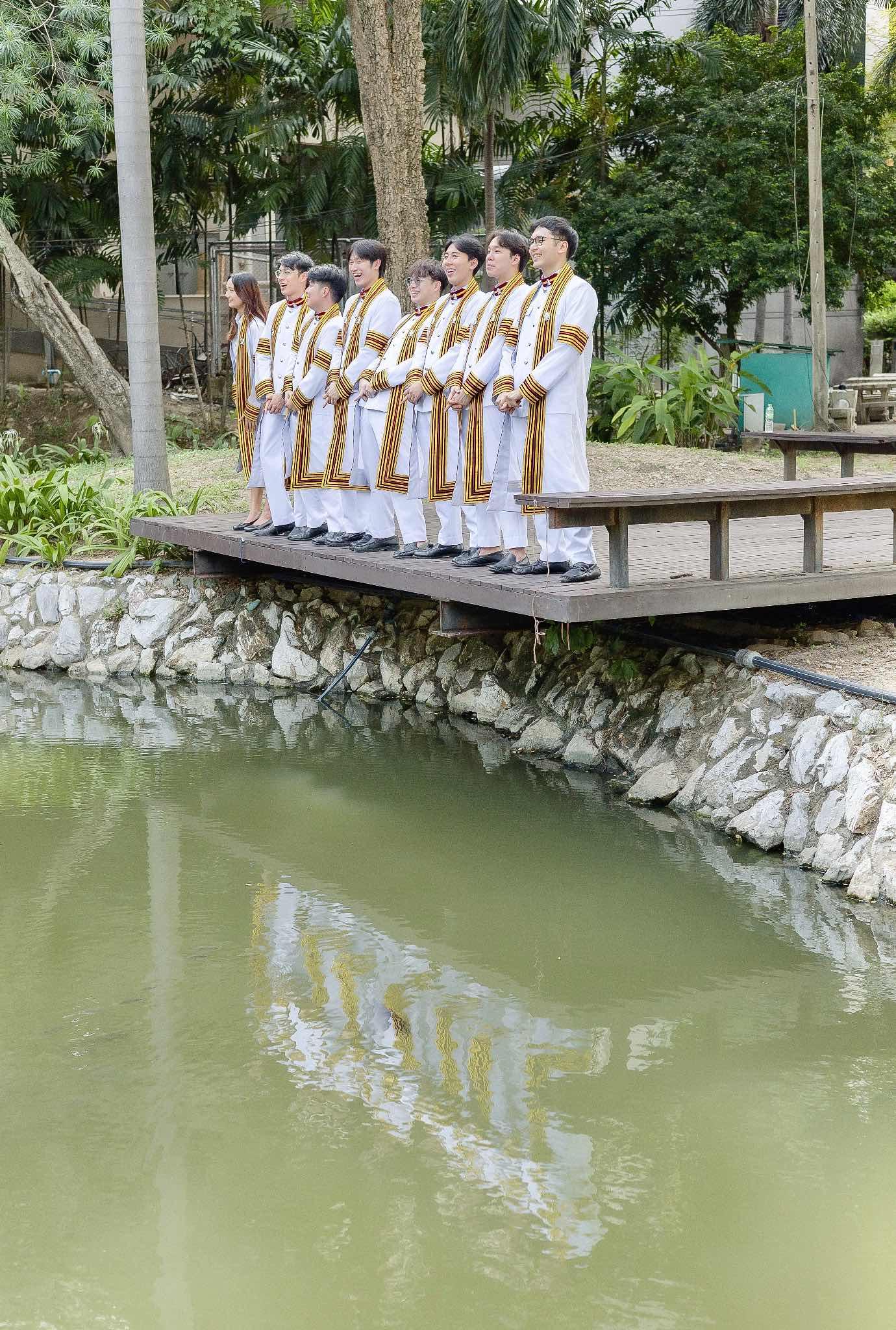 ผลงานรับปริญญา จุฬาลงกรณ์มหาวิทยาลัย โดย Her23 Gallery ภาพที่ 20