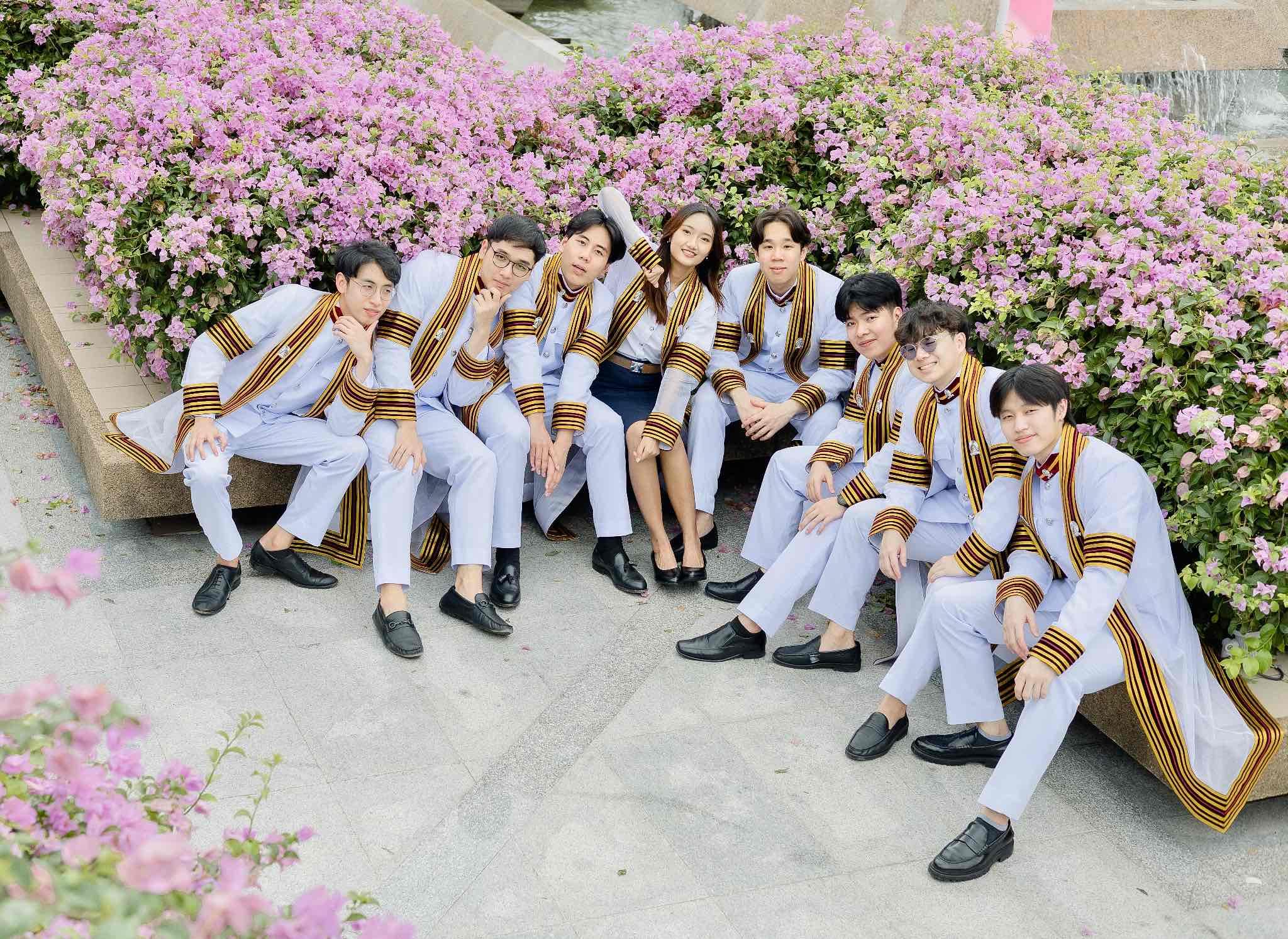 ผลงานรับปริญญา จุฬาลงกรณ์มหาวิทยาลัย โดย Her23 Gallery ภาพที่ 6
