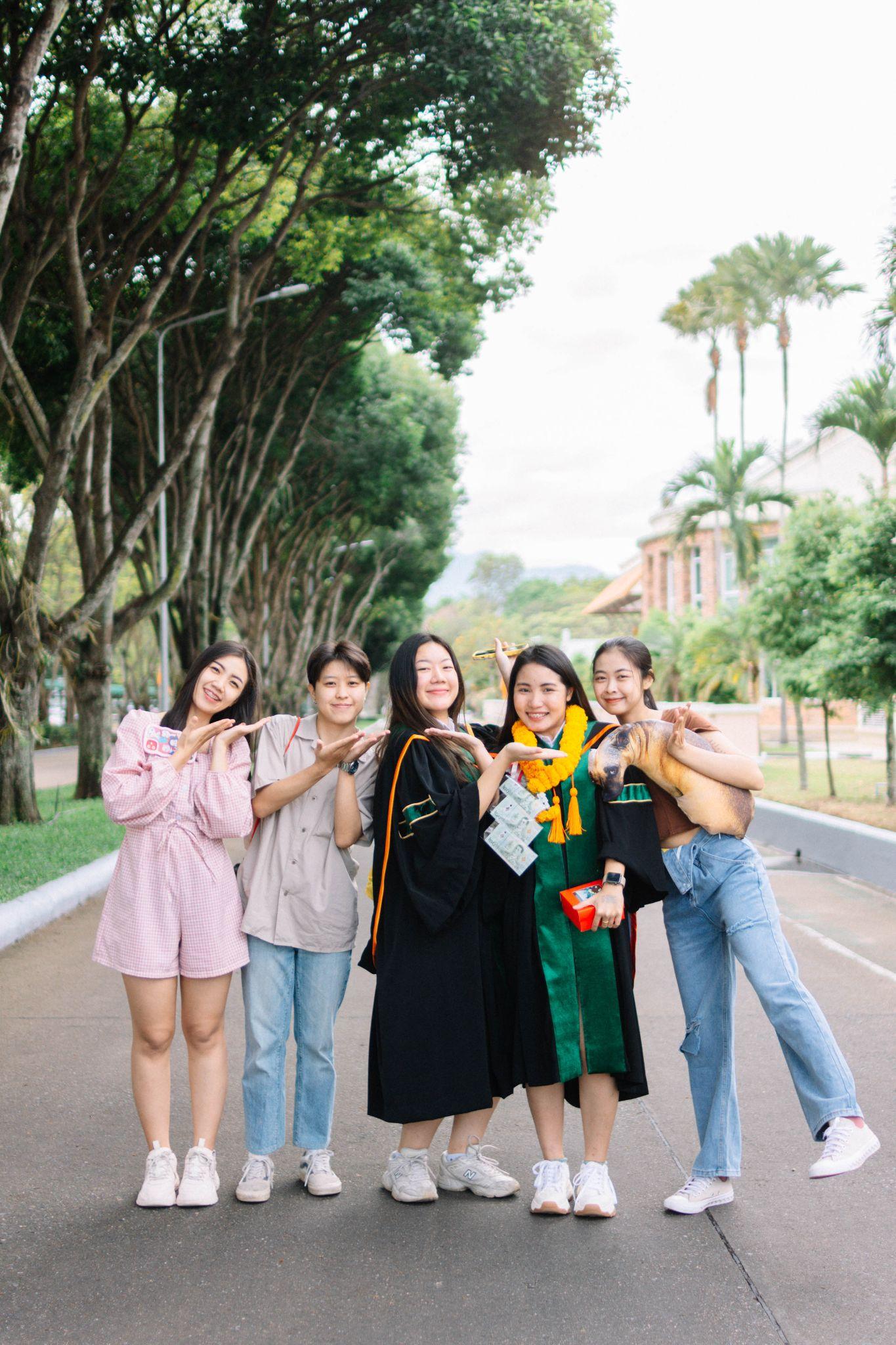 ผลงานรับปริญญา มหาวิทยาลัยแม่โจ้ โดย Slotmatchphoto ภาพที่ 9