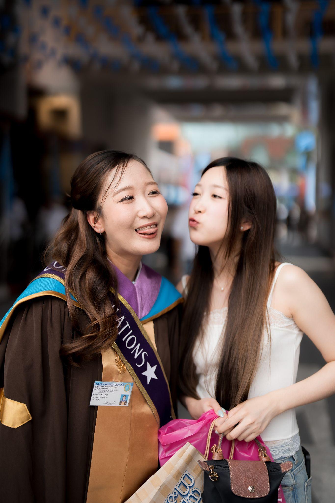 ผลงานรับปริญญา มหาวิทยาลัยสวนดุสิต โดย Khamy.ist ภาพที่ 9