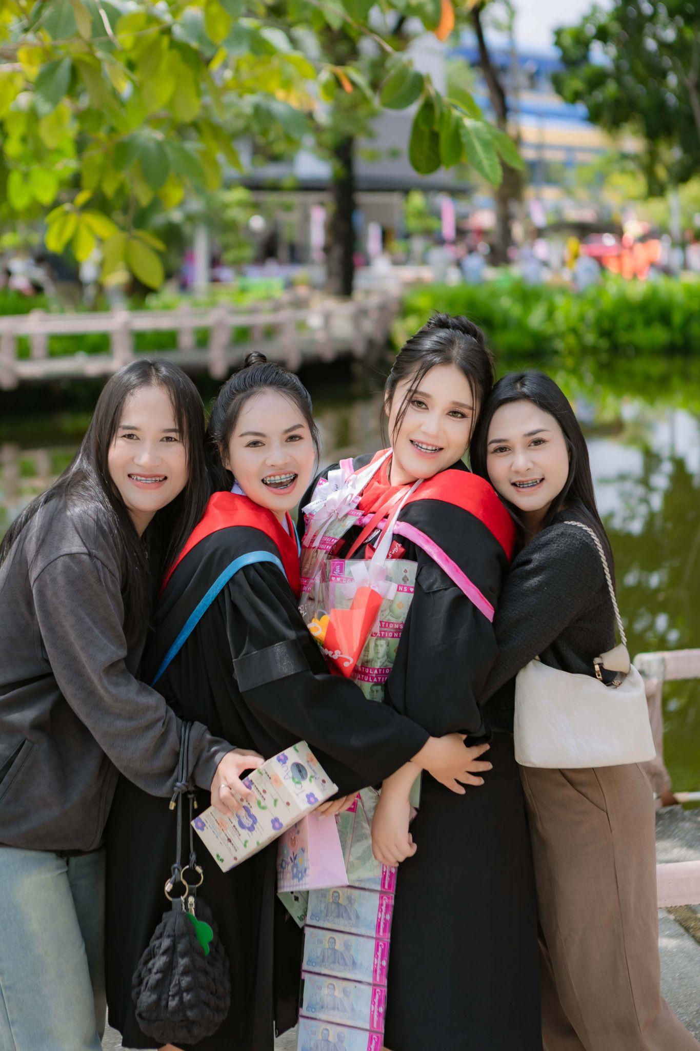 ผลงานรับปริญญา มหาวิทยาลัยราชภัฏสงขลา โดย P.nut PHOTO ภาพที่ 4