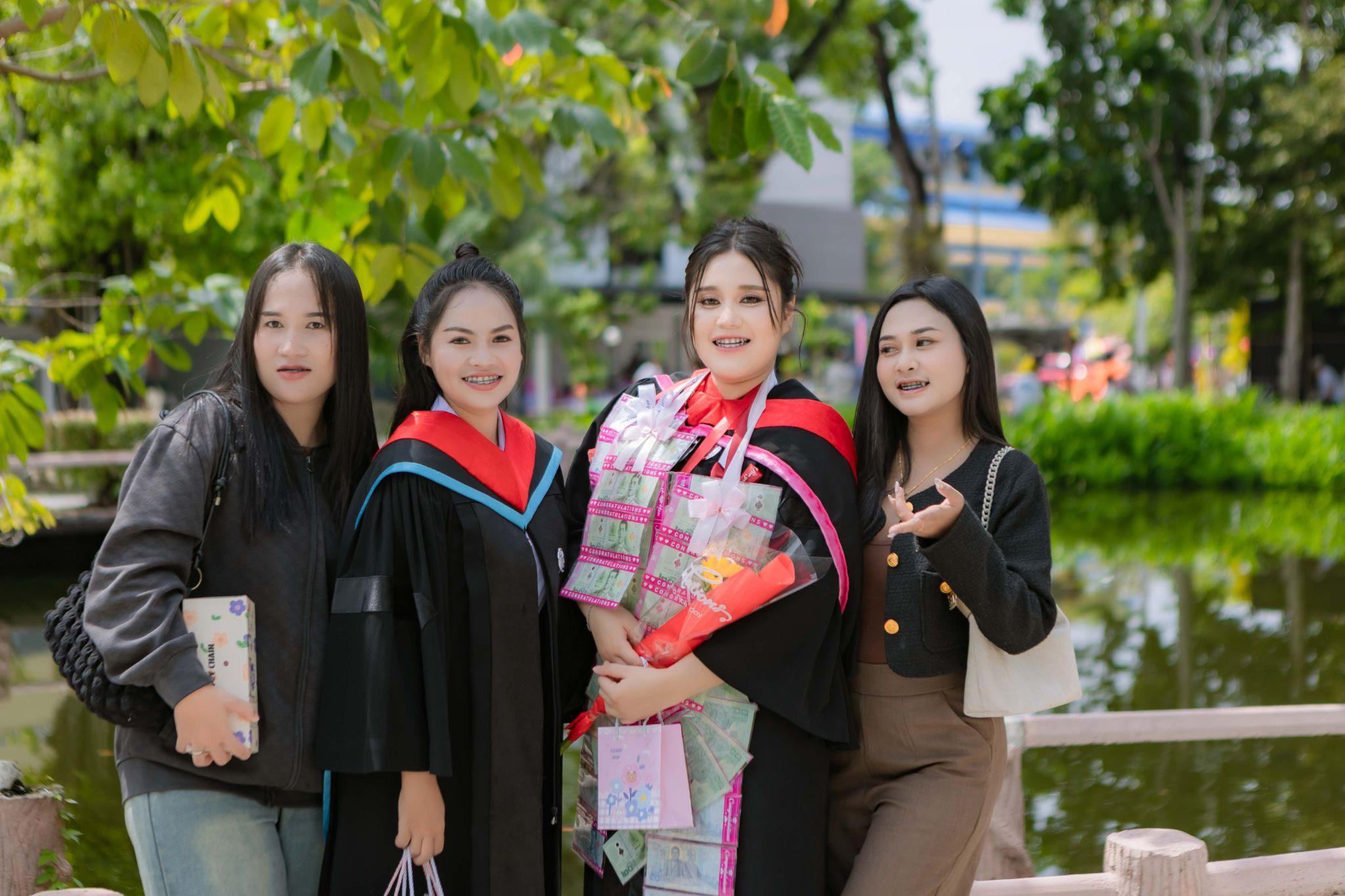 ผลงานรับปริญญา มหาวิทยาลัยราชภัฏสงขลา โดย P.nut PHOTO ภาพที่ 5