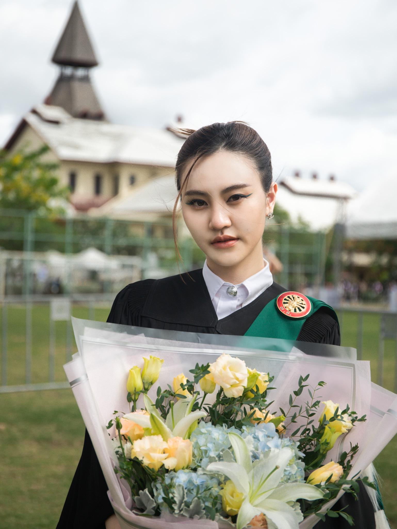 ผลงานรับปริญญา มหาวิทยาลัยธรรมศาสตร์ โดย Nanna.W Photograph ภาพที่ 17