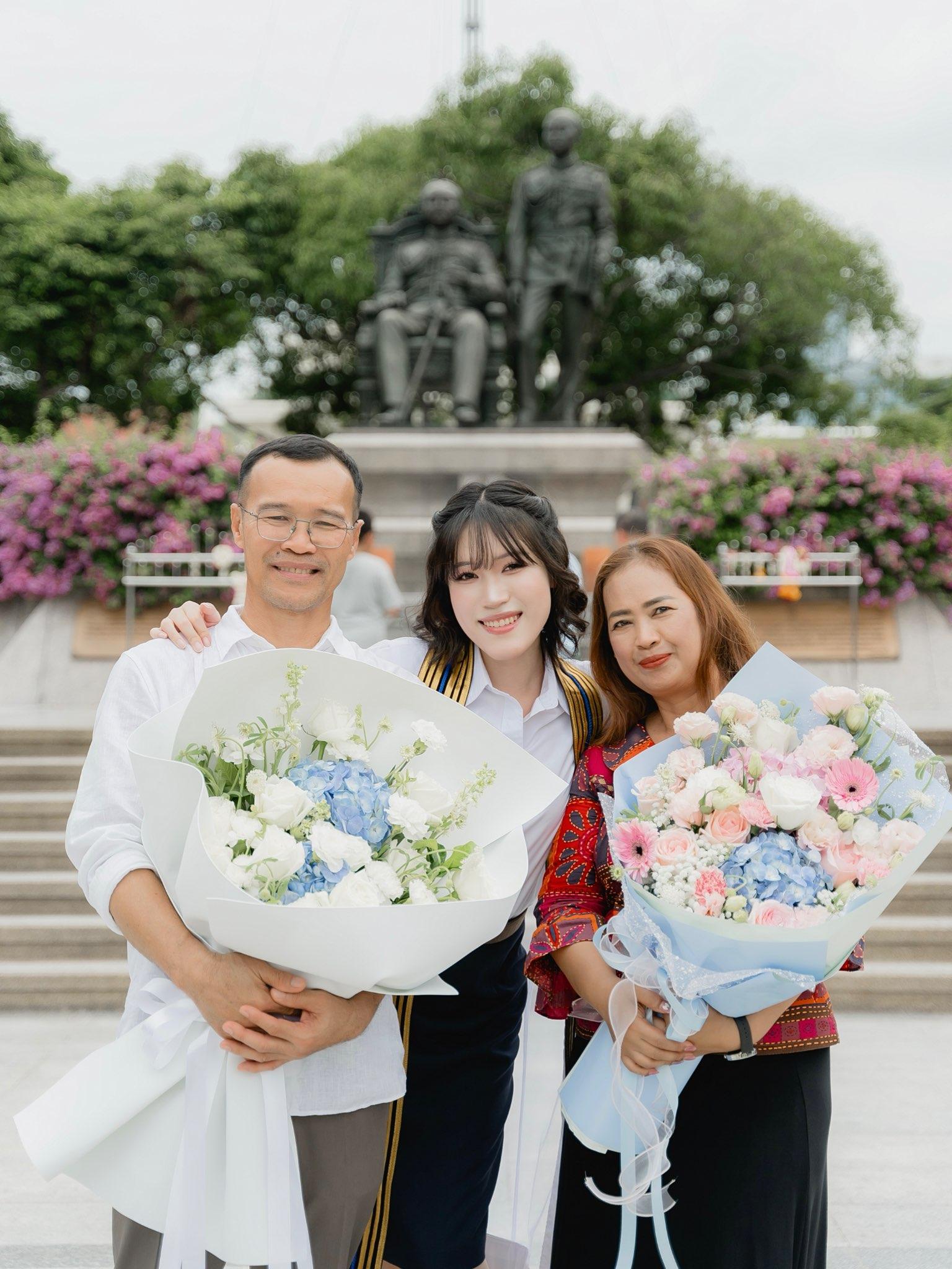 ผลงานรับปริญญา จุฬาลงกรณ์มหาวิทยาลัย โดย Softlit.Foto ภาพที่ 4