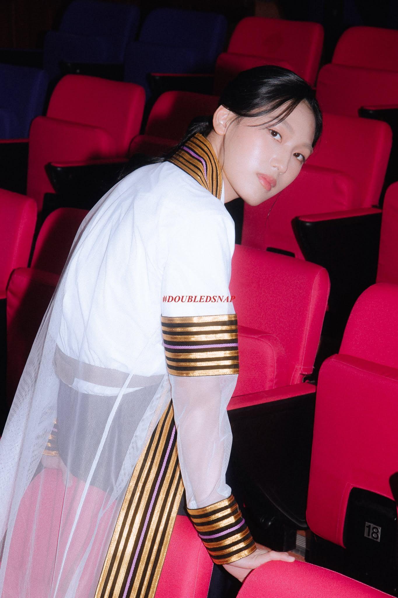 ผลงานรับปริญญา จุฬาลงกรณ์มหาวิทยาลัย โดย doubleD_snap ภาพที่ 18