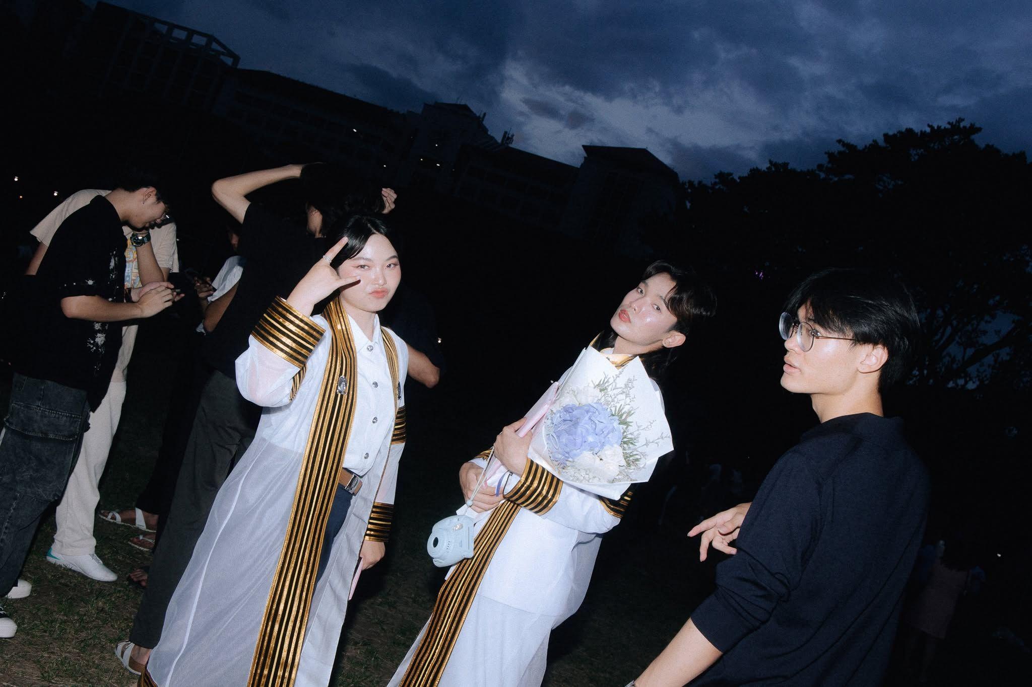 ผลงานรับปริญญา จุฬาลงกรณ์มหาวิทยาลัย โดย doubleD_snap ภาพที่ 9