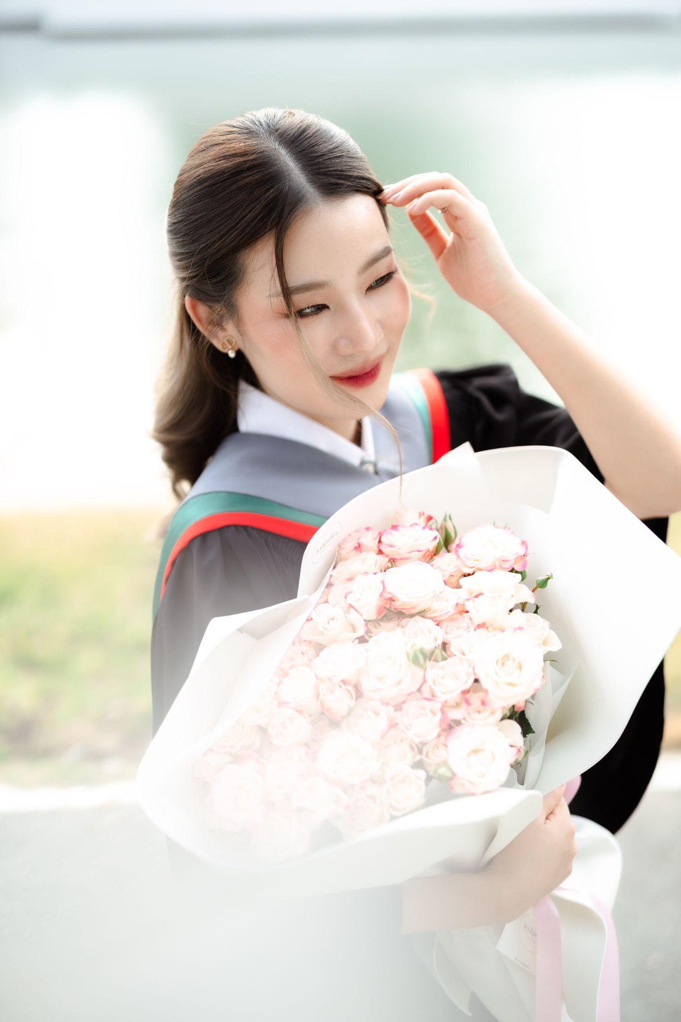 ผลงานรับปริญญา โดย roj_tkphoto ภาพที่ 3