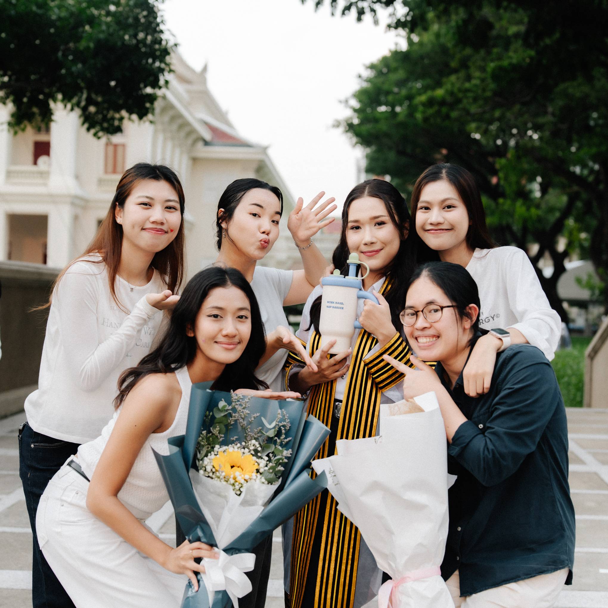 ผลงานรับปริญญา จุฬาลงกรณ์มหาวิทยาลัย โดย Bewaperture ภาพที่ 12