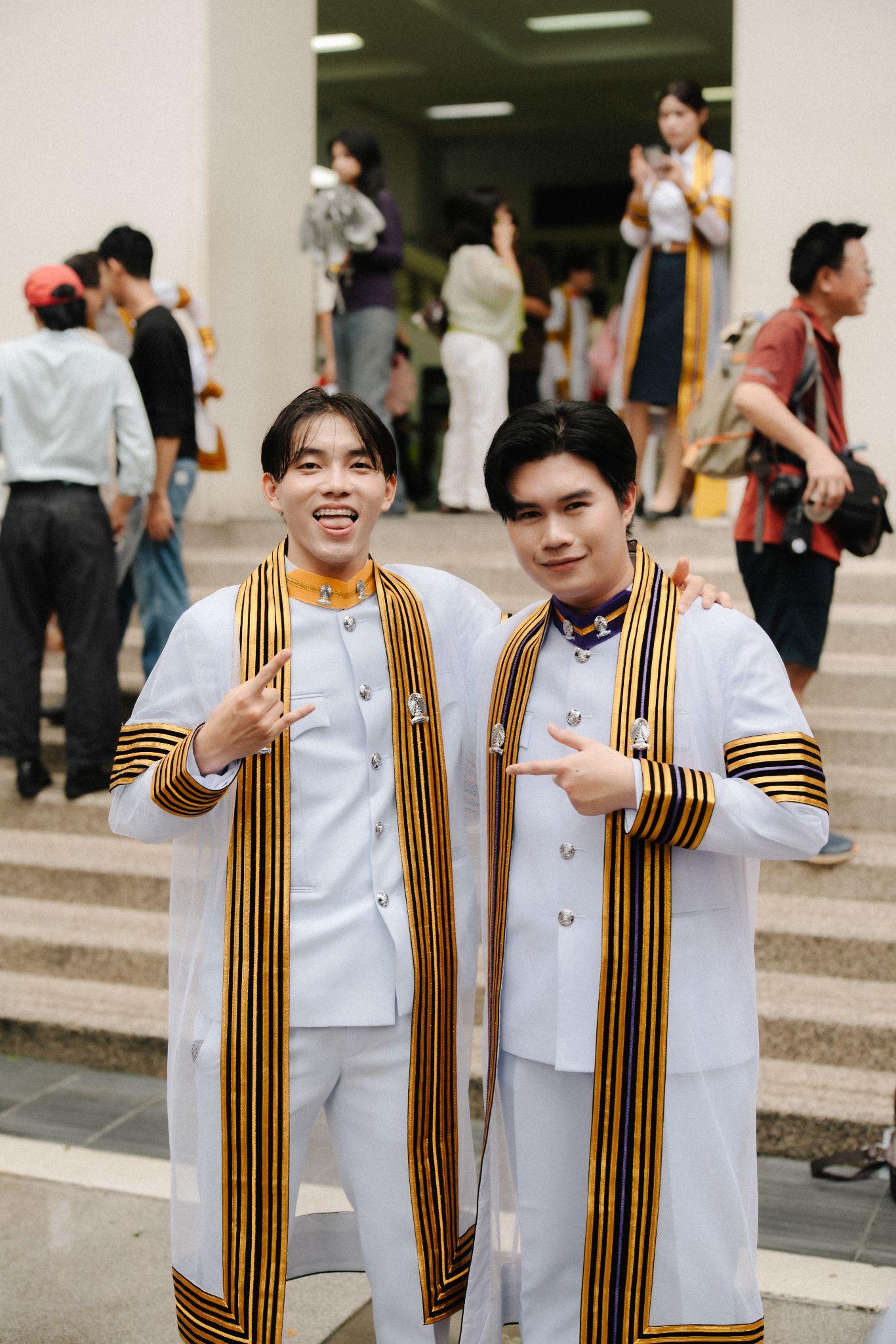 ผลงานรับปริญญา จุฬาลงกรณ์มหาวิทยาลัย โดย Bewaperture ภาพที่ 19