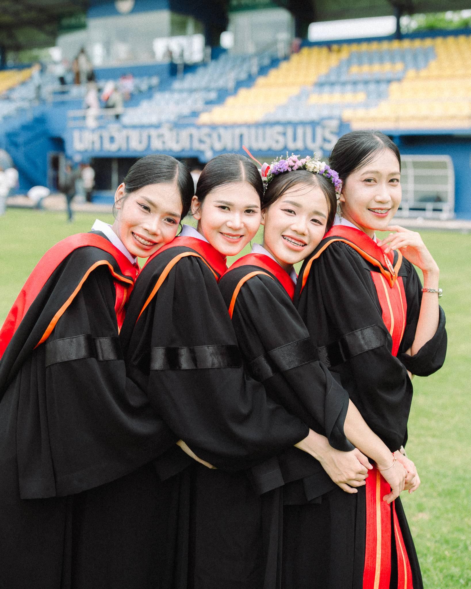 ผลงานรับปริญญา มหาวิทยาลัยกรุงเทพธนบุรี โดย Bewaperture ภาพที่ 6