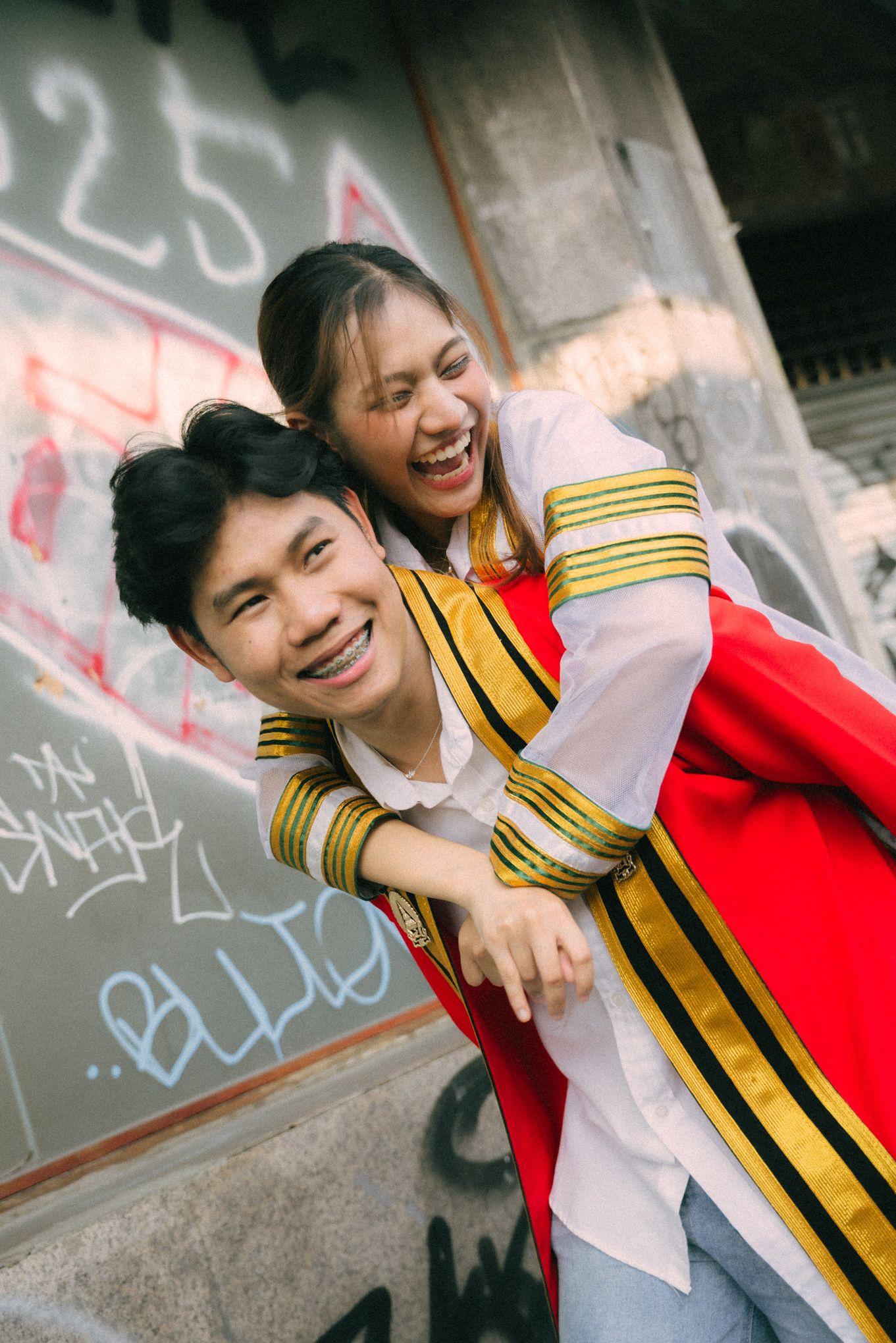 ผลงานรับปริญญา โดย Bewaperture ภาพที่ 2